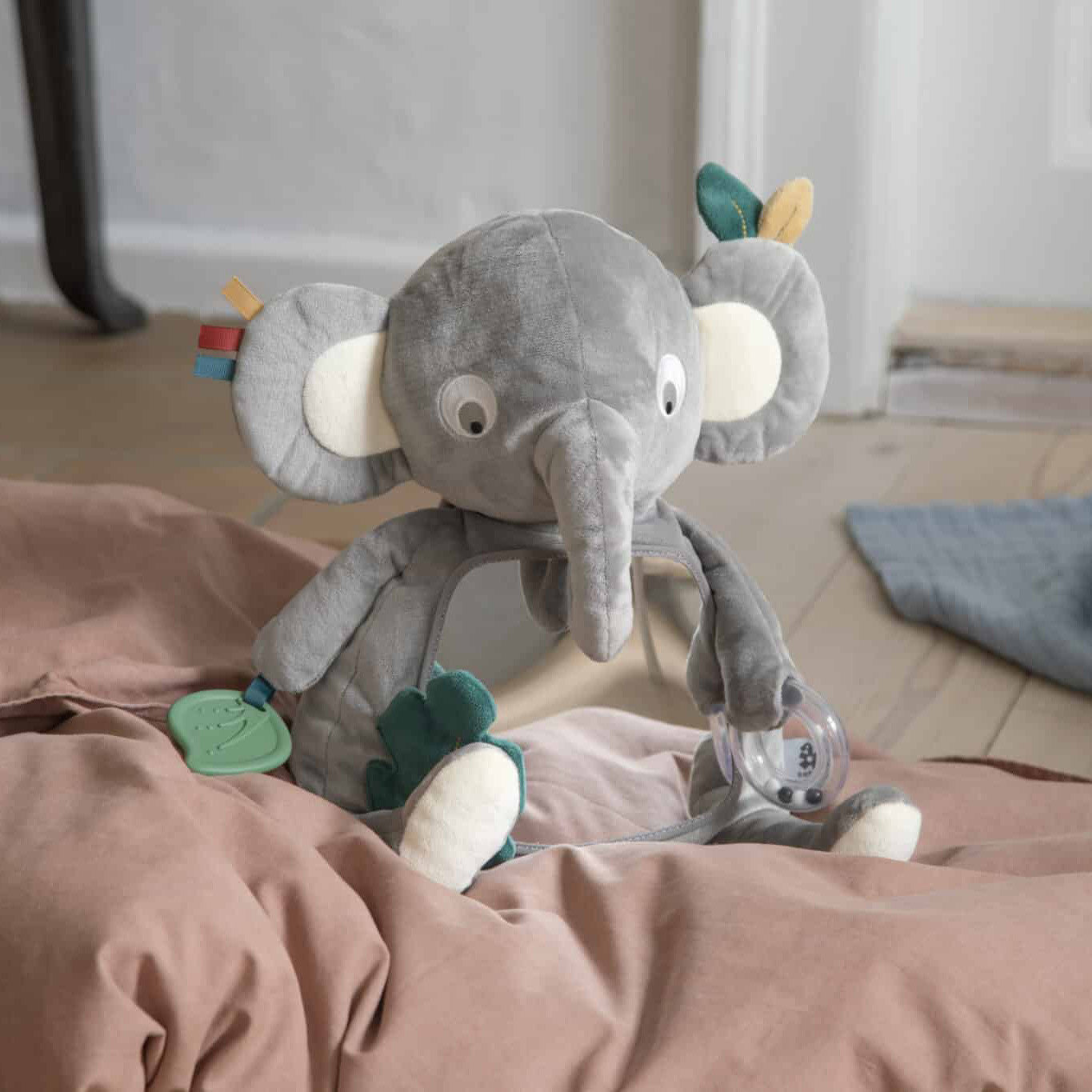 Jouet d'activité éléphant Finley Gris