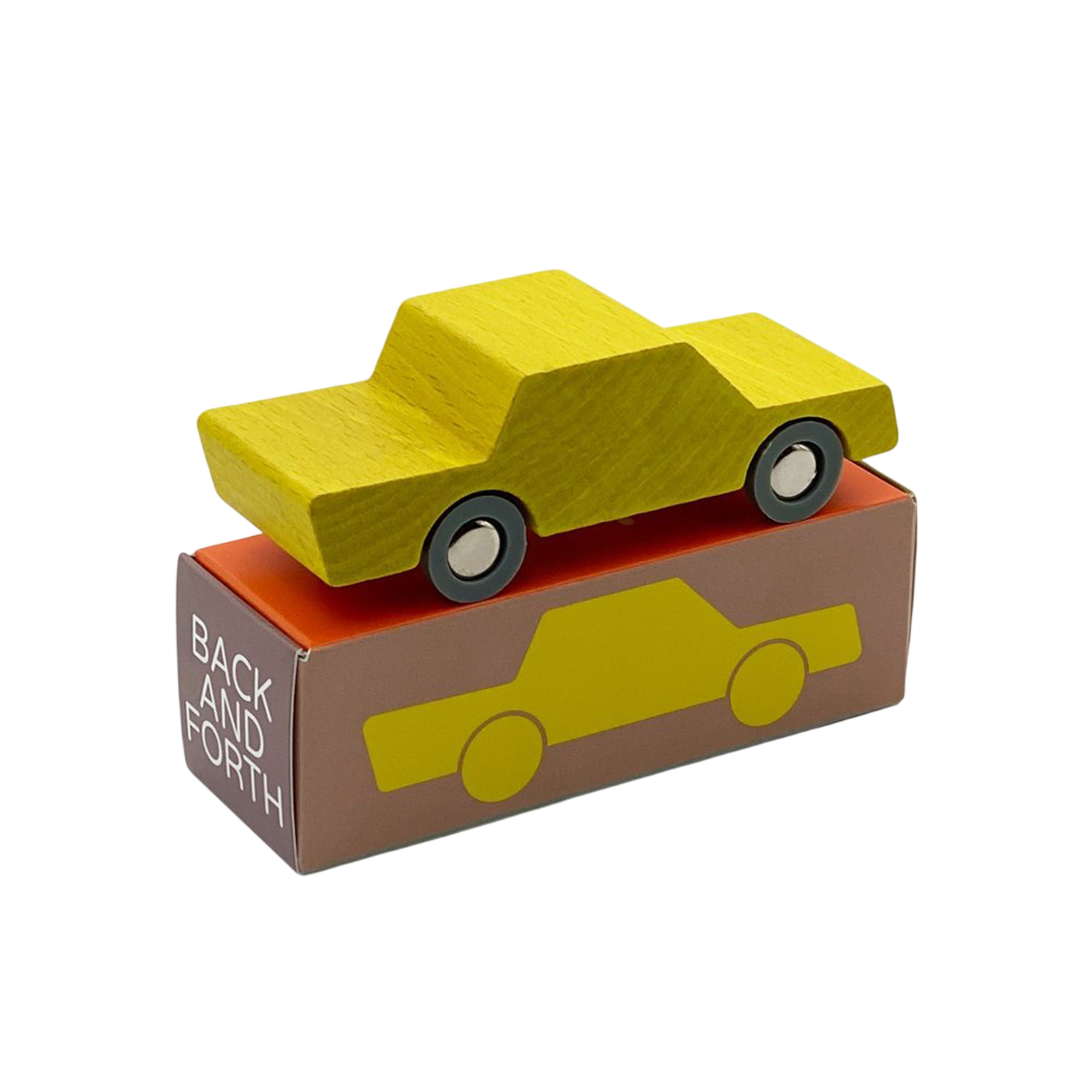 Voiture en bois jaune