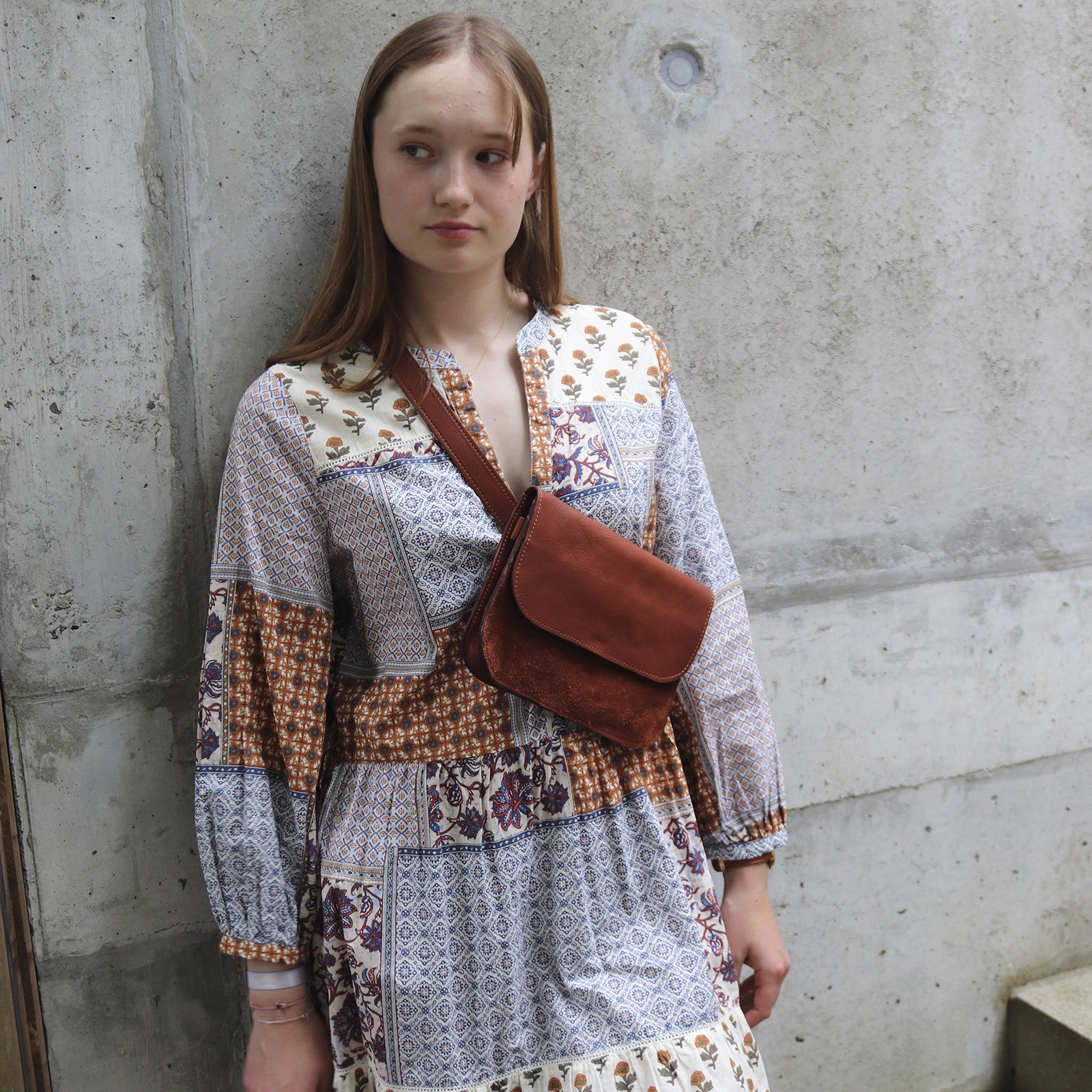 Crossbody Bag Brown 22 x 18 x 3 cm