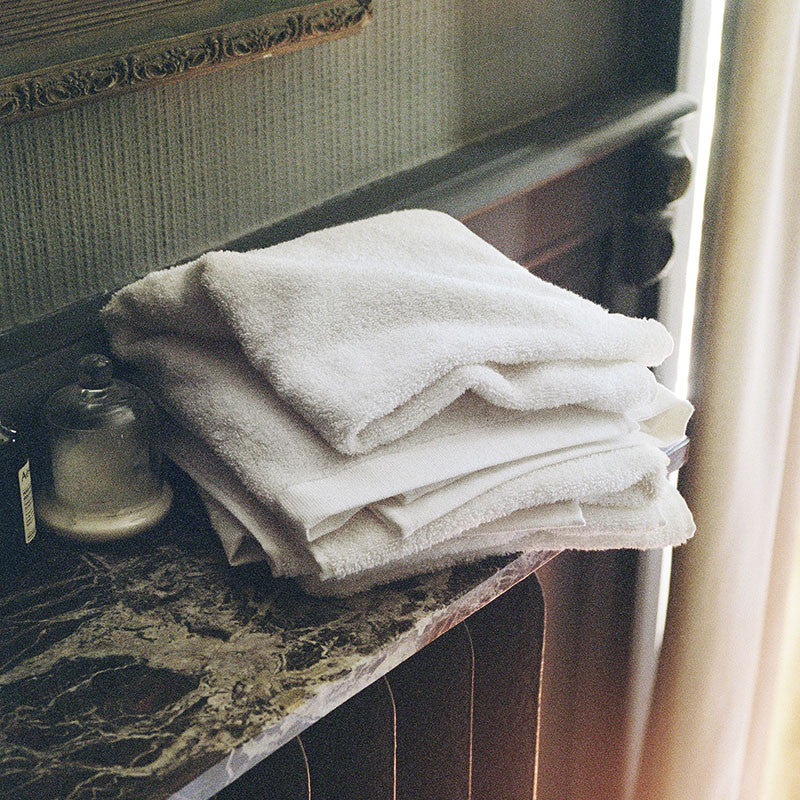 Gant de toilette GARDA blanc 30x30 cm