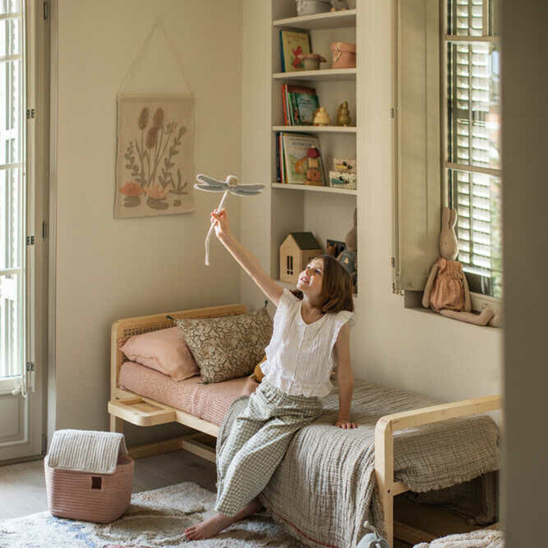 Magic Pond wall hanger