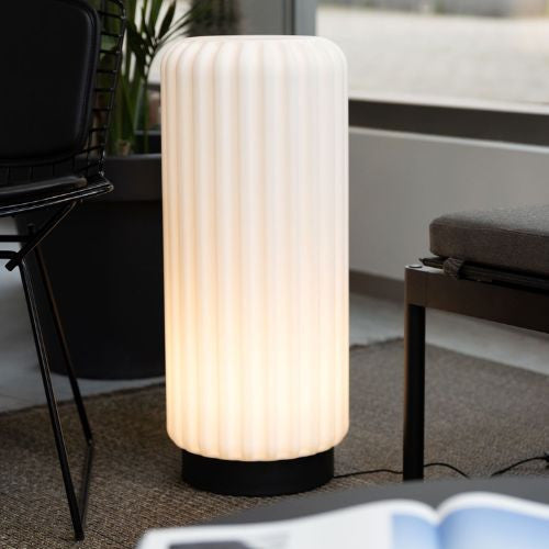 Dentelles Tall XL Lampe mit Kabel und Dimmer - schwarzer Fuss