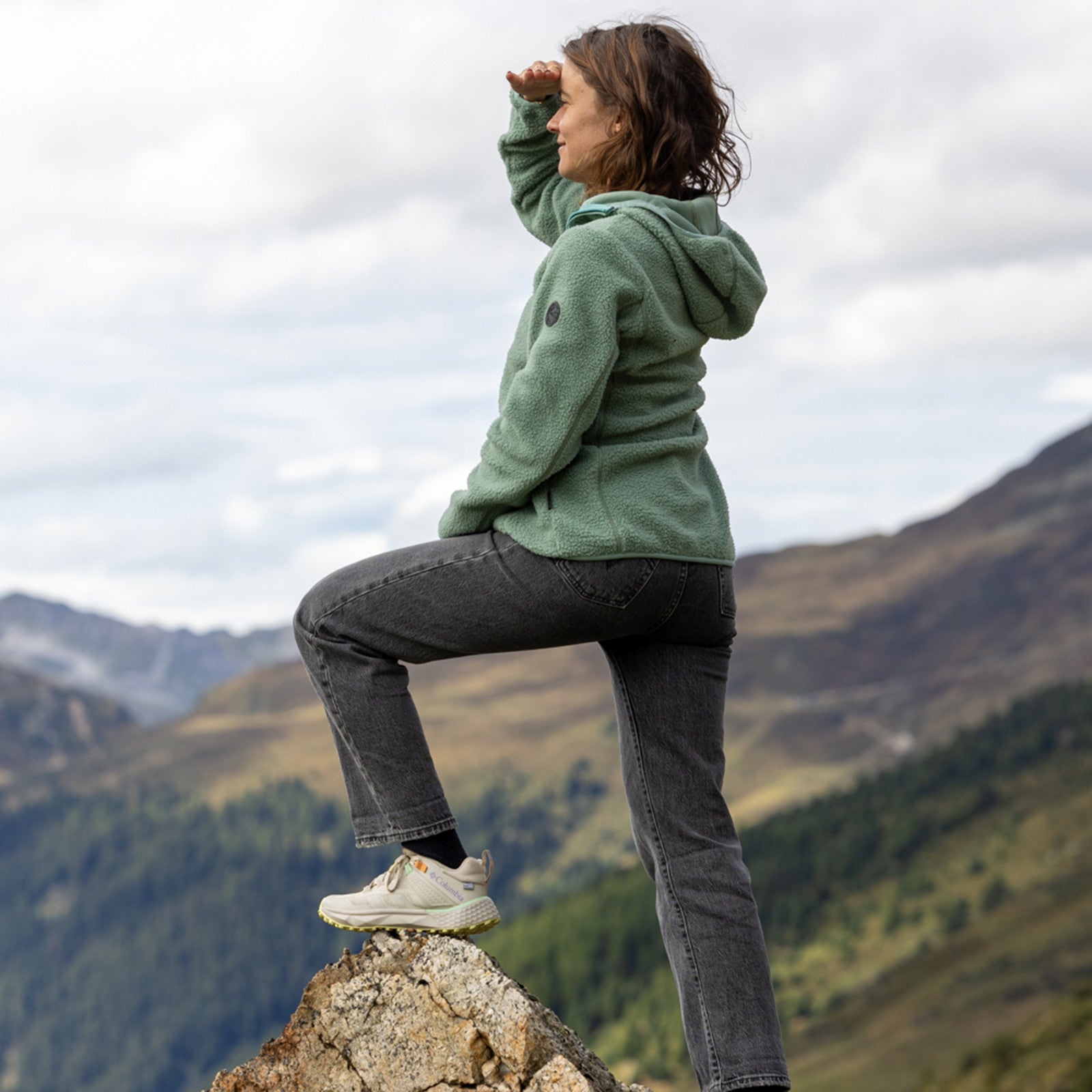 Women's Sherpa Jacket Bee green bay