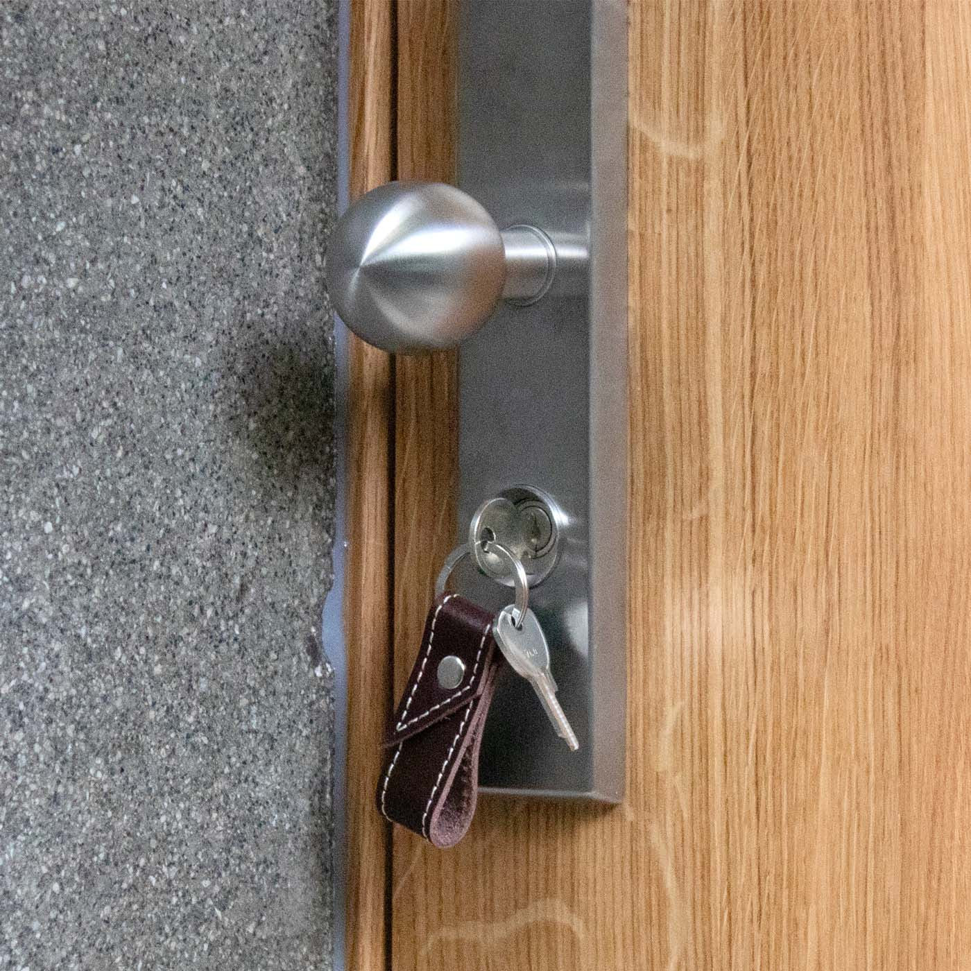 Schlüsselanhänger aus Leder Lederbund Kurz Dunkelbraun