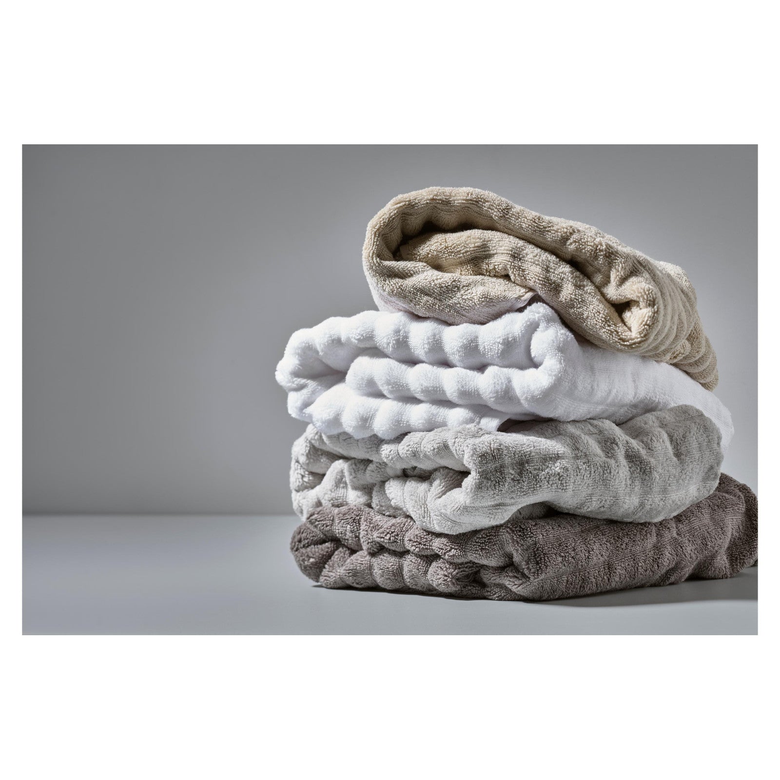 Zone Denmark Duschtuch Inu, Bio-Baumwolle, 70 x 140 cm, Soft Grey