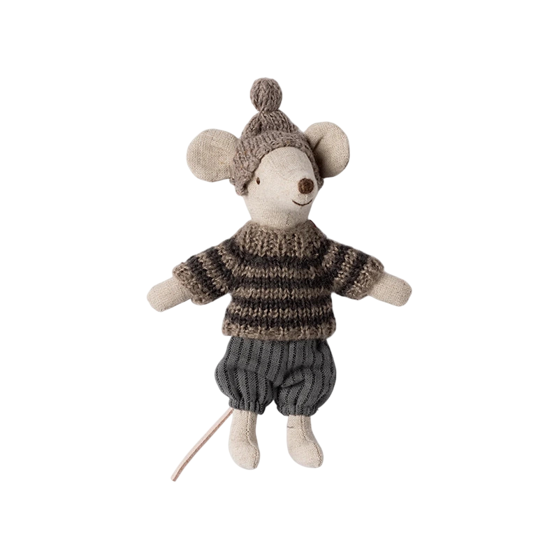 Maileg mouse big brother with ski set