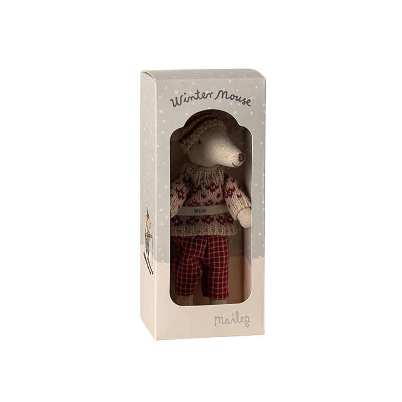 Maileg mouse mom with ski set