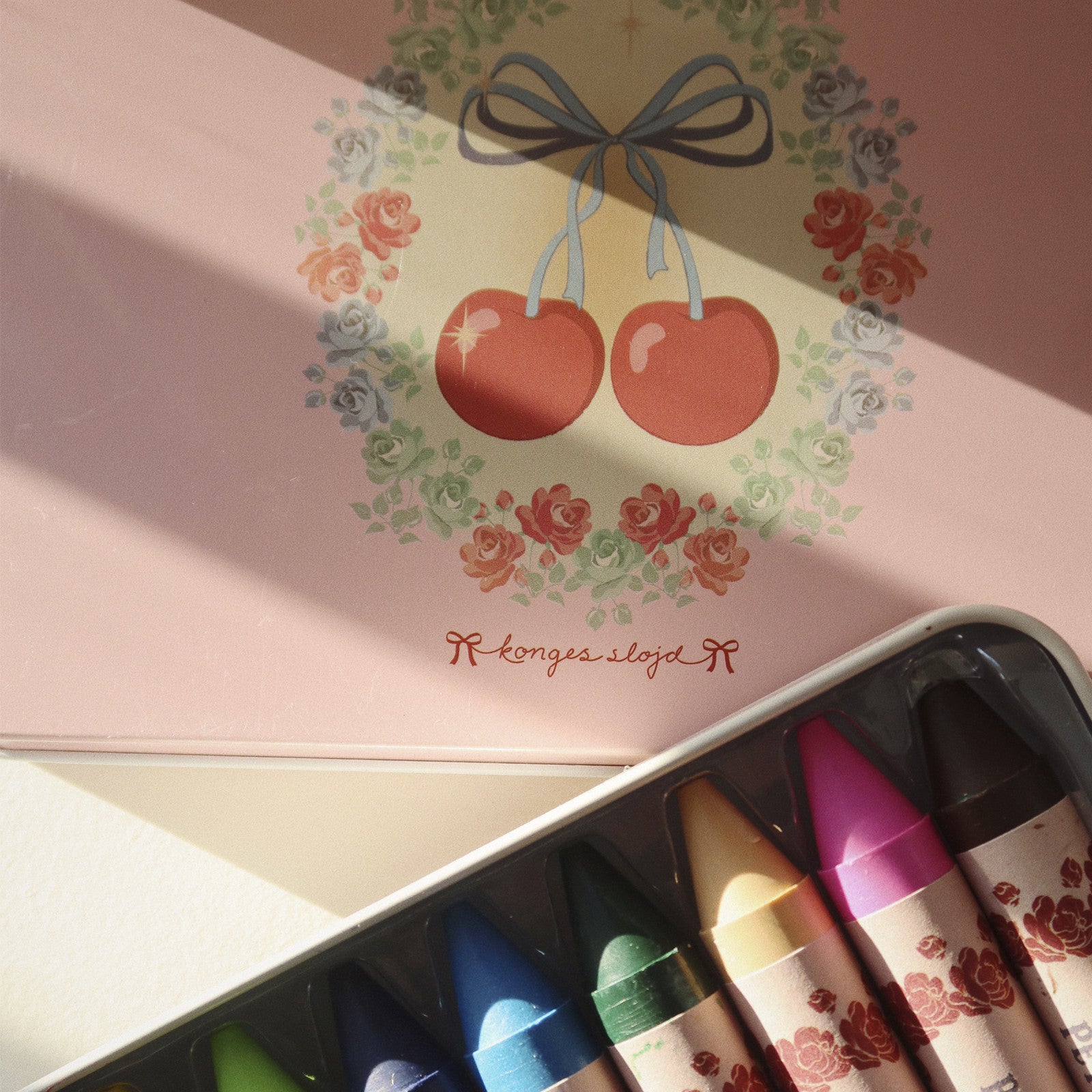Cherry Bow crayons
