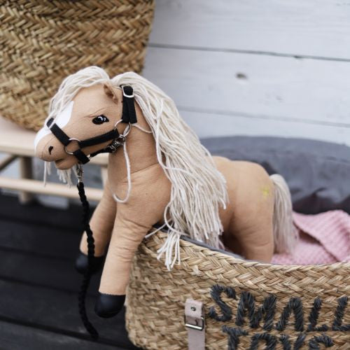 Mini-Pferd Daisy Beige