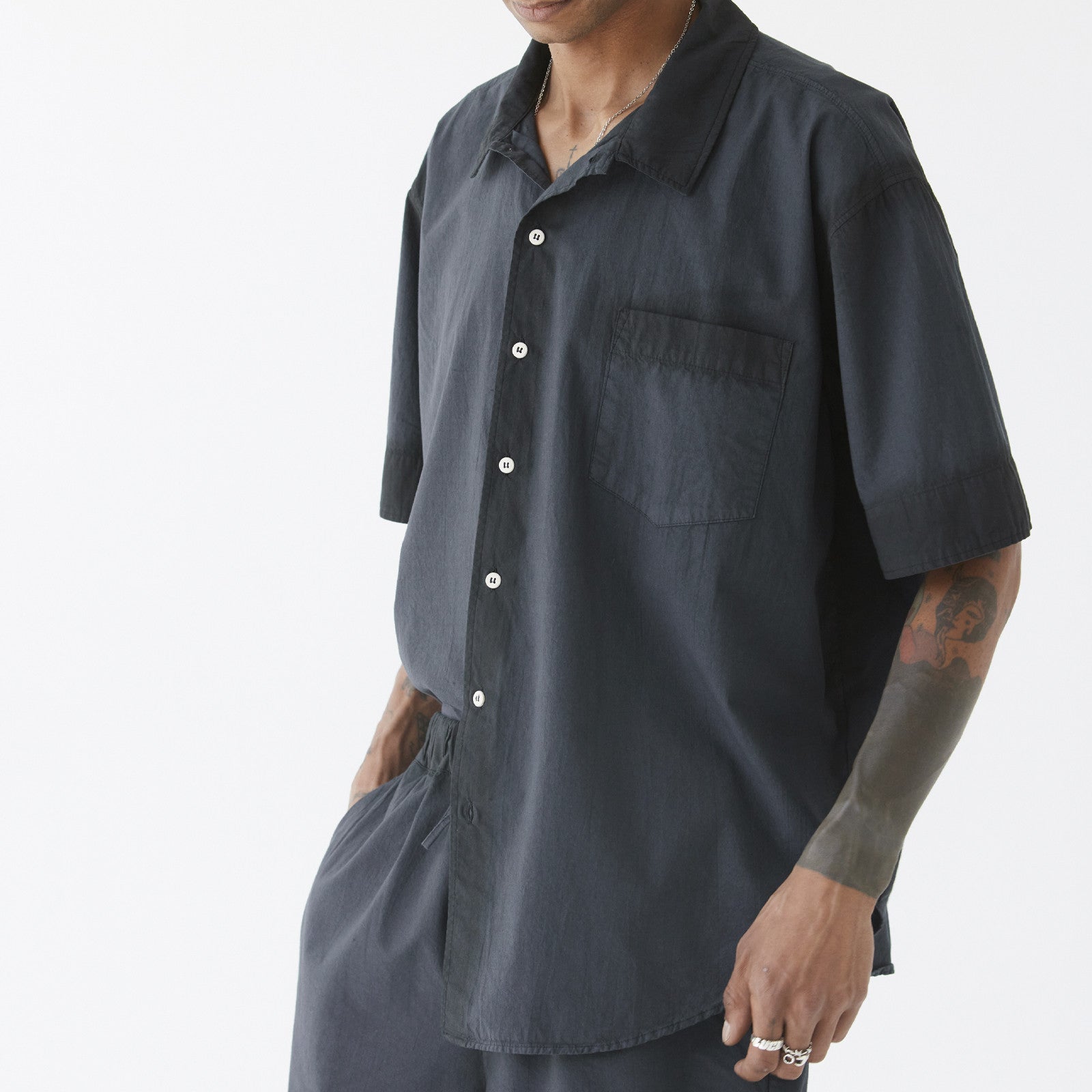 John Shirt shortleeve washed black
