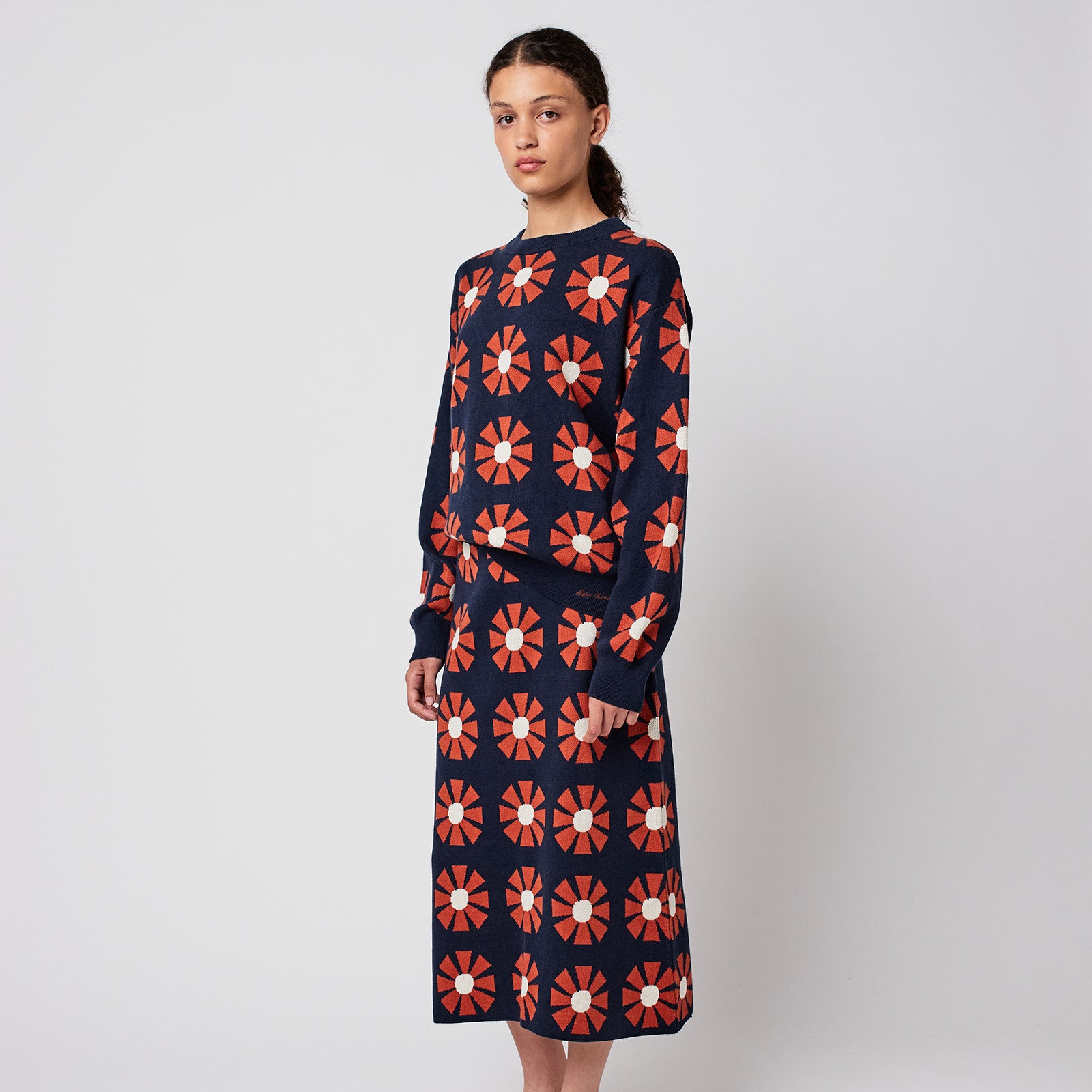 Adult knitted sweater Flower Jacquard Navy Blue