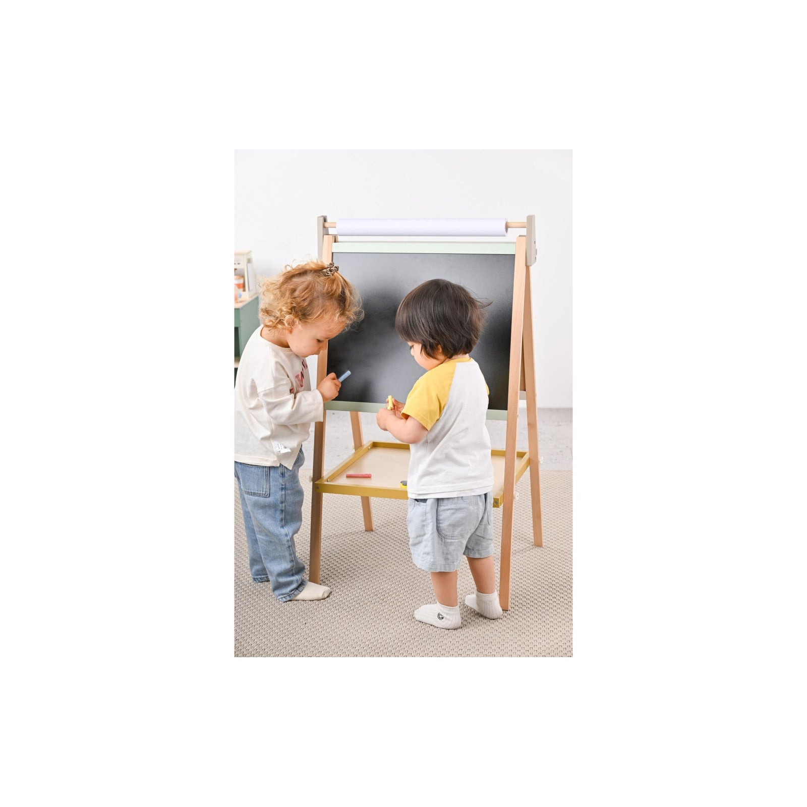 Spielba wooden toys standing board with paper and chalk