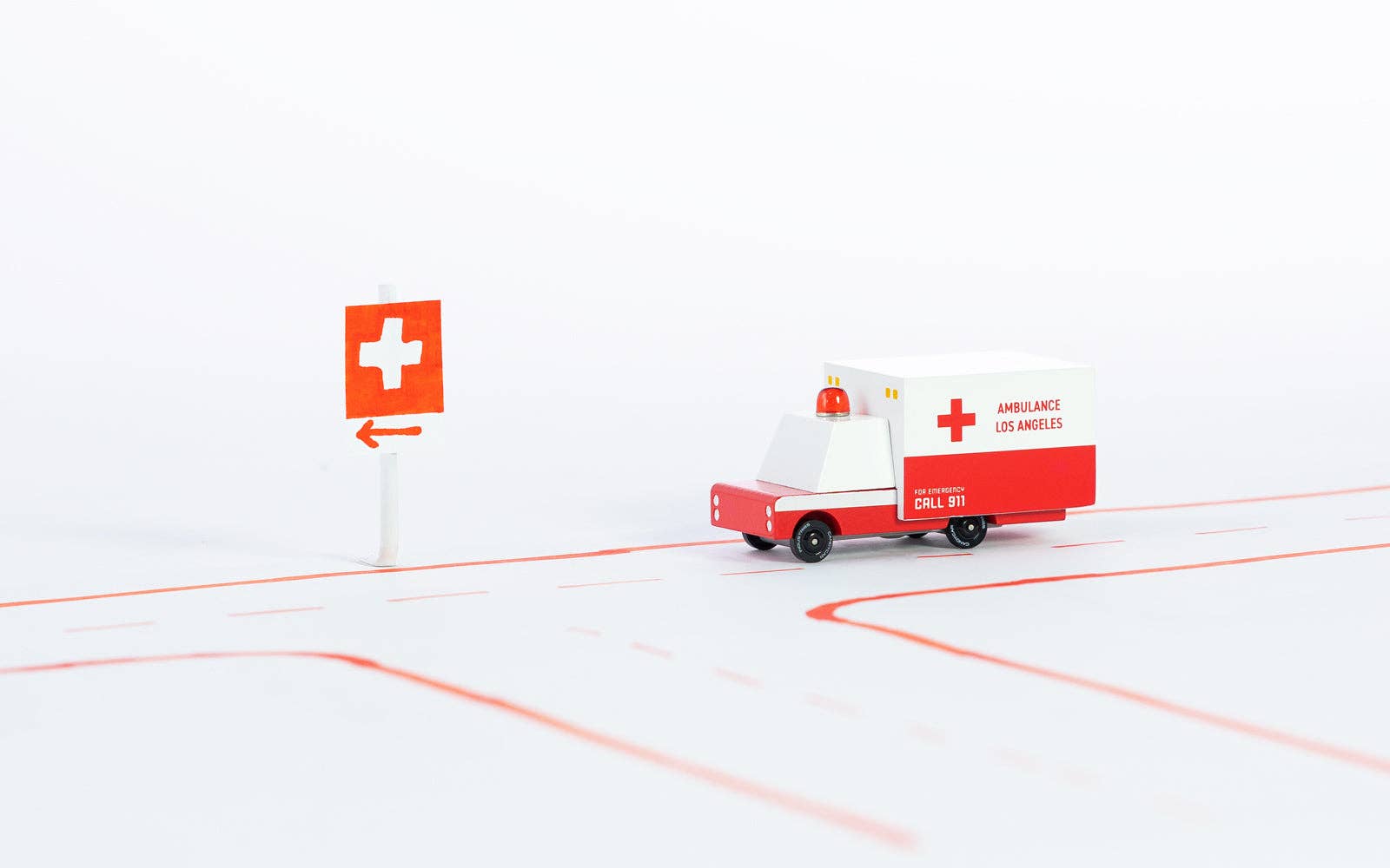 Candylab Toys Ambulanz Transporter