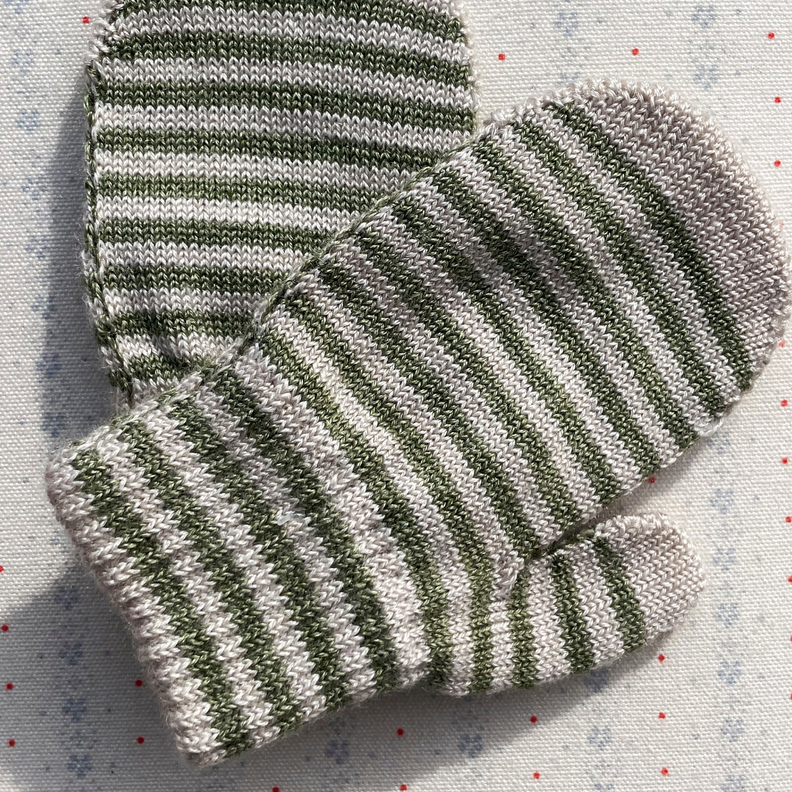 Mittens set of 2 Filla Lemon/Stripe