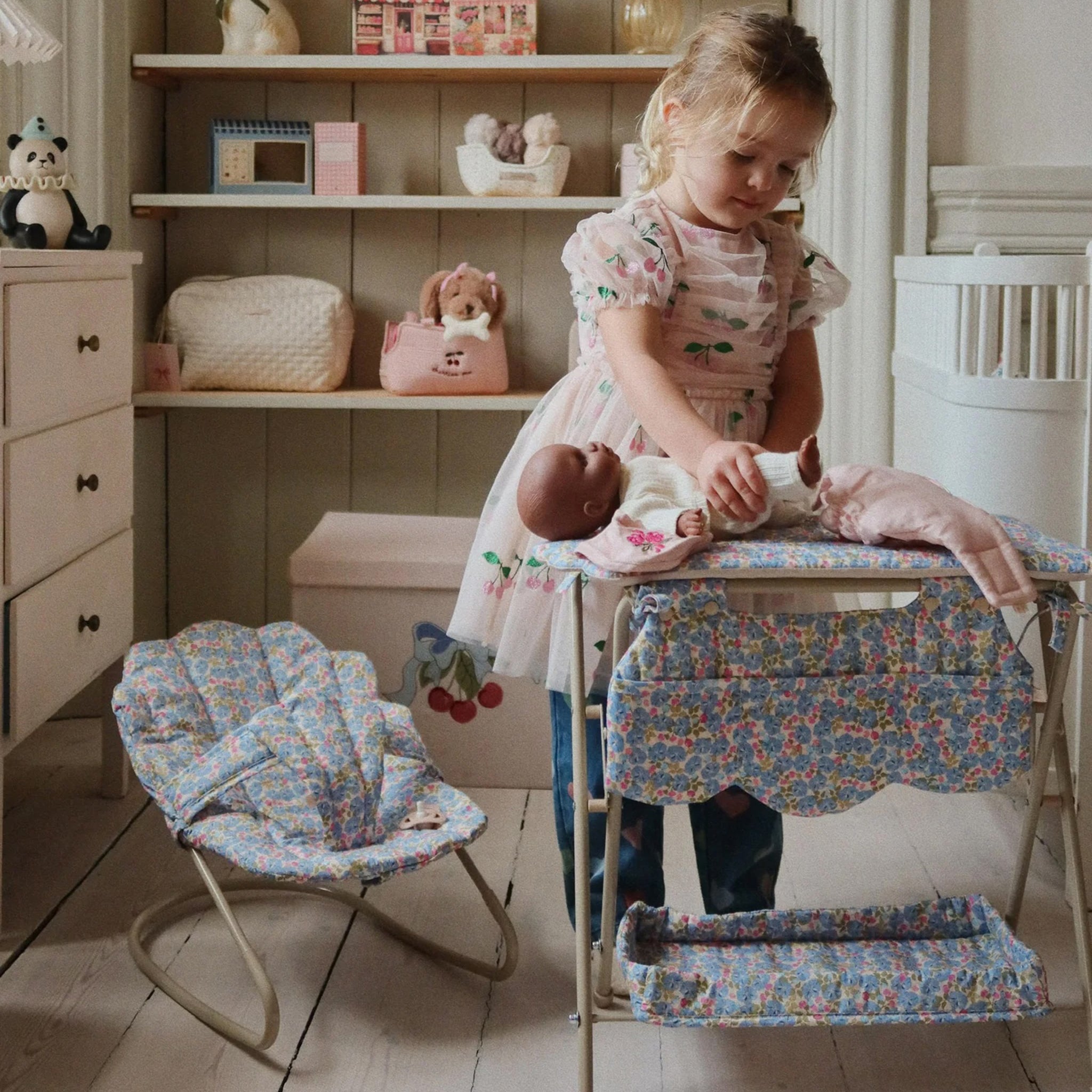 Doll's rocker Fleur Rosier