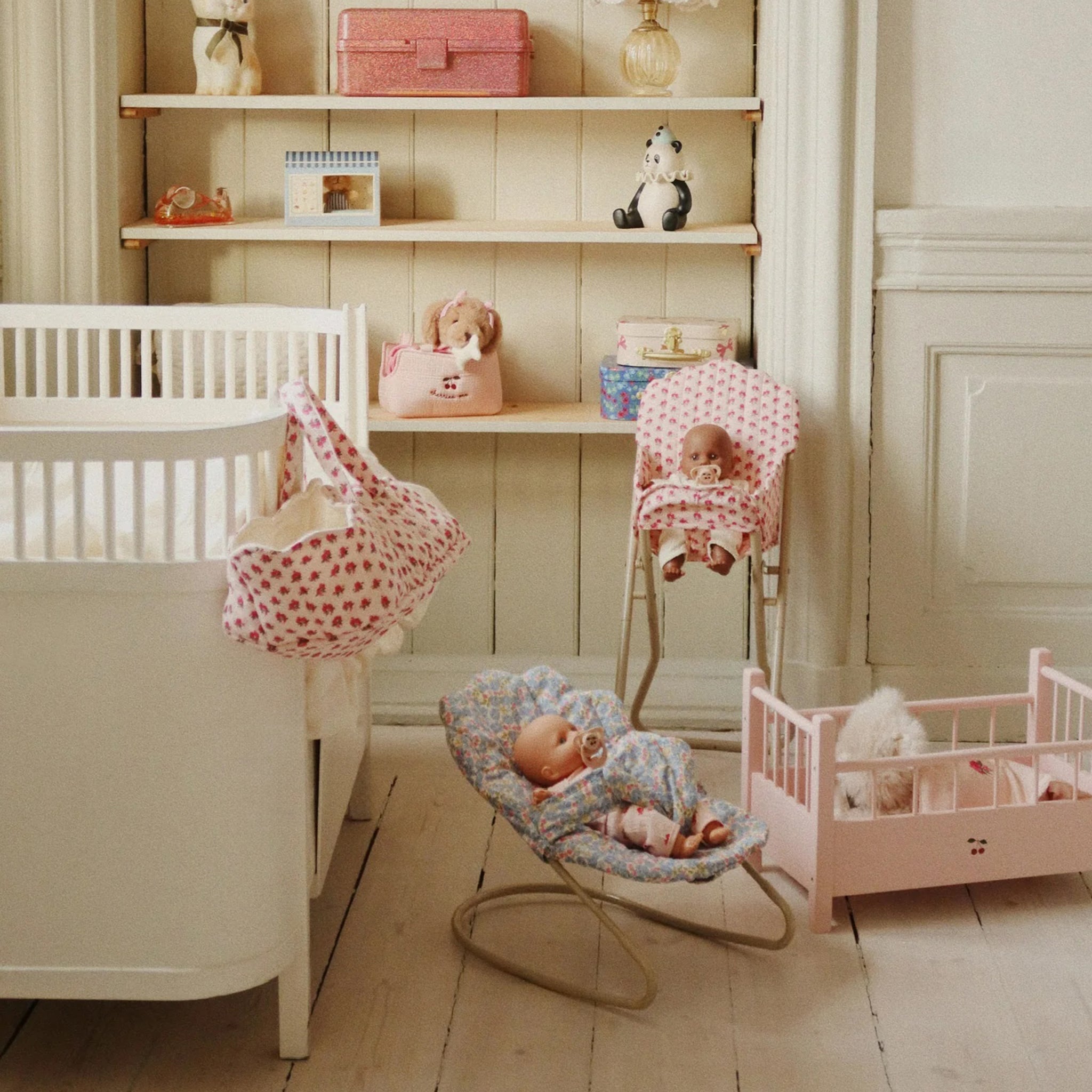 Doll's rocker Fleur Rosier