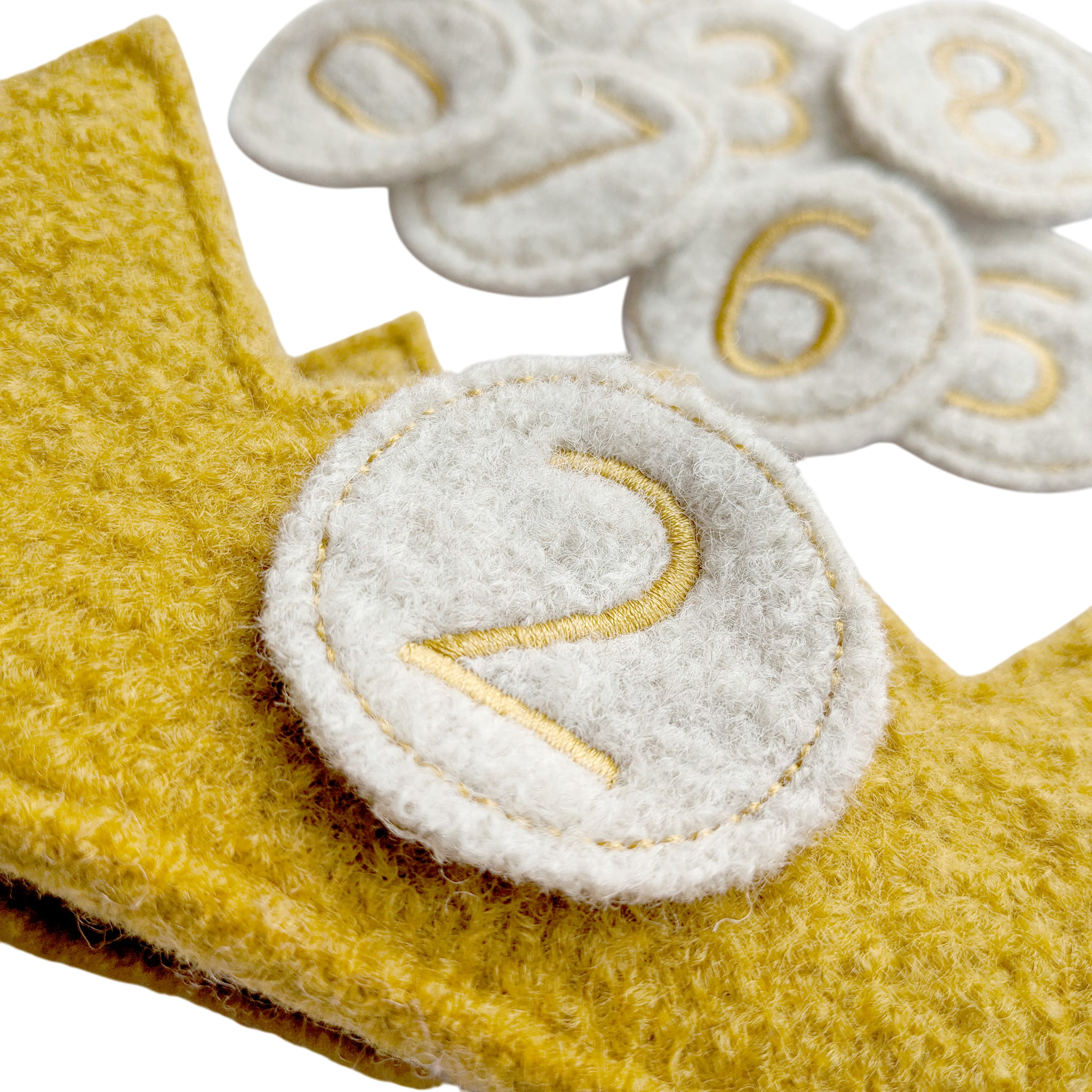 Birthday crown merino wool curry