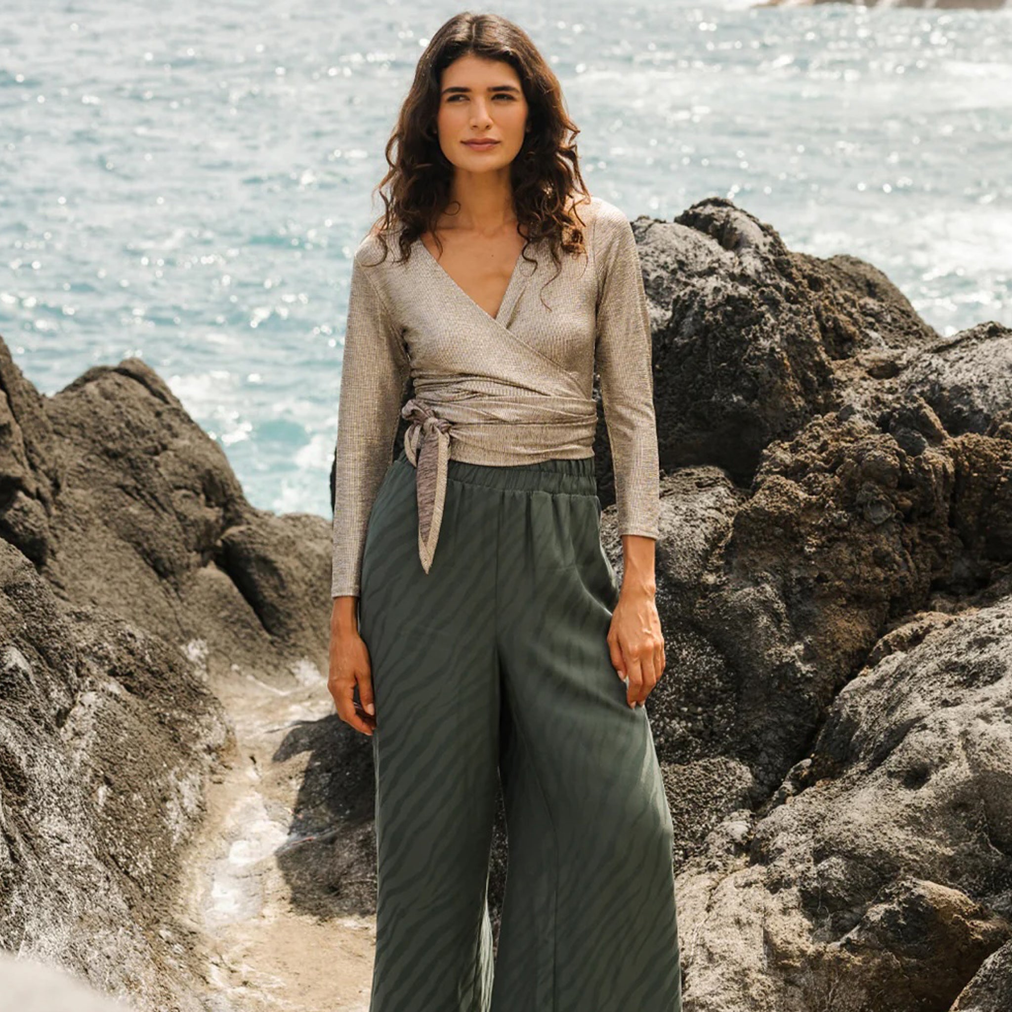 Adult Cardigan Ann Desert Disco Silber