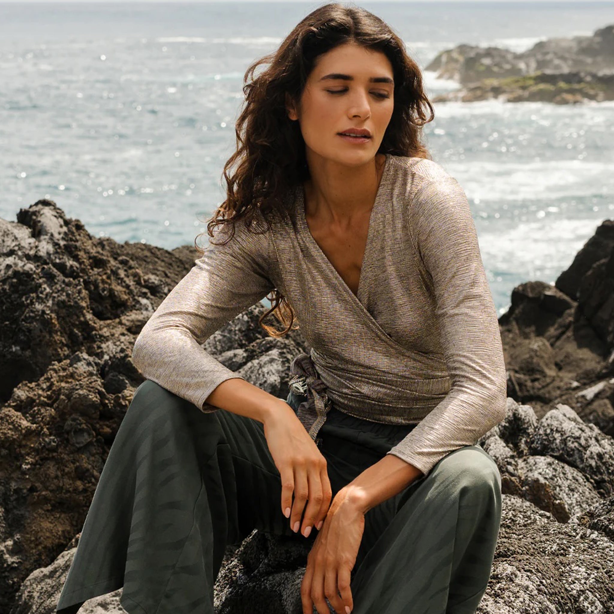 Adult Cardigan Ann Desert Disco Silber