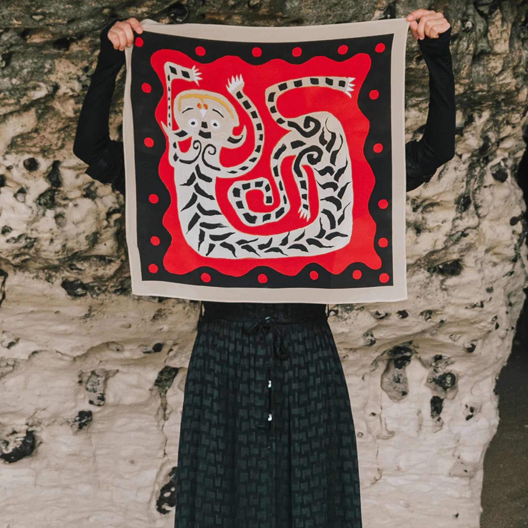 Adult Foulard Red Dragon MIDI Rouge Noir Beige