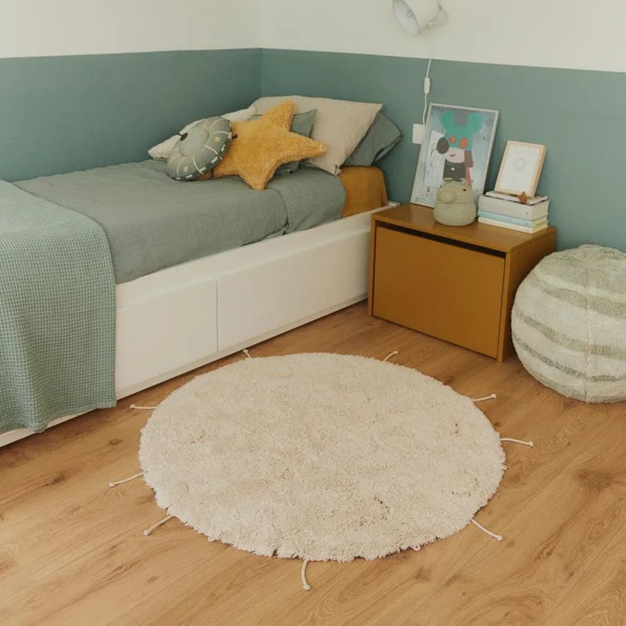 Multishape carpet moon