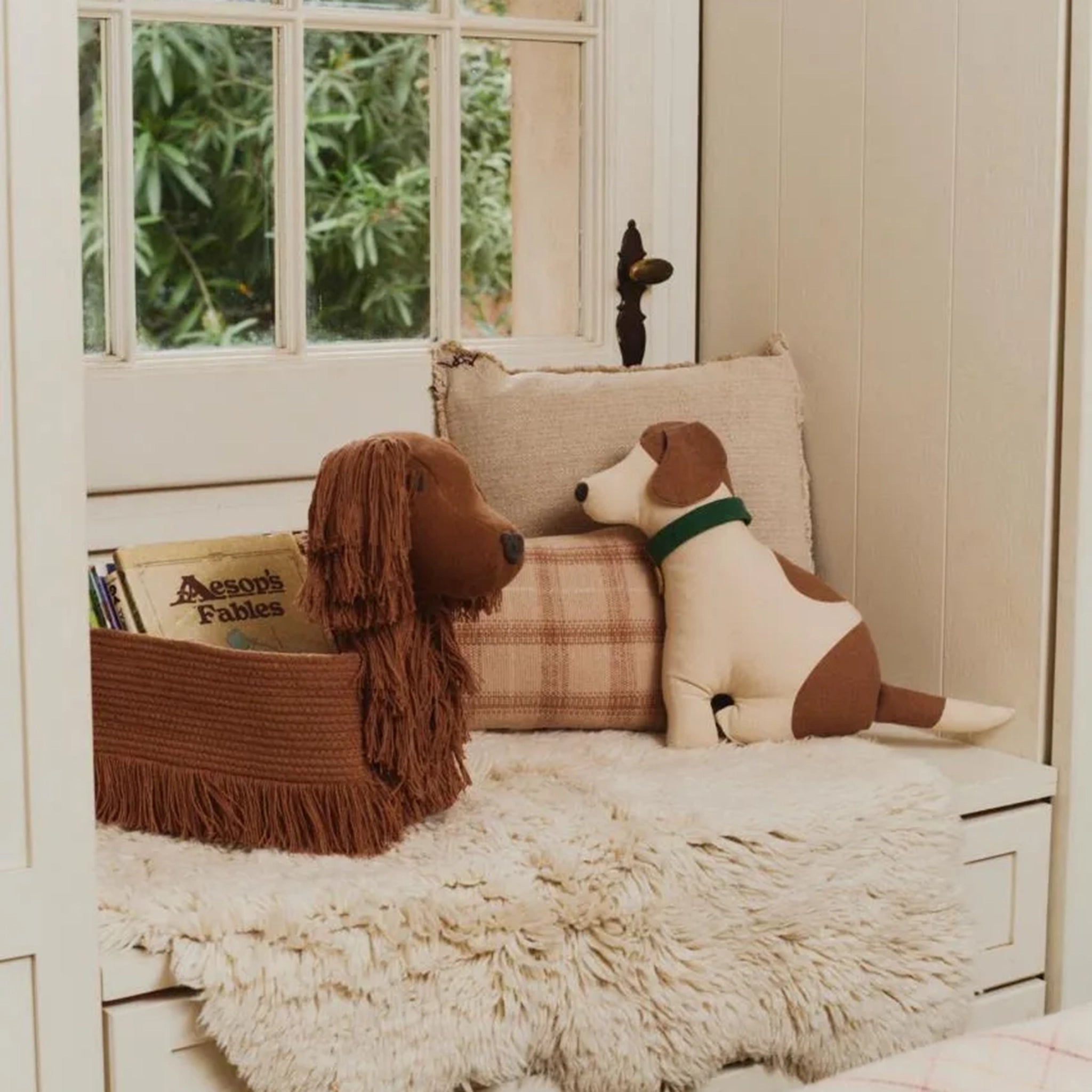 Dog Poppy basket
