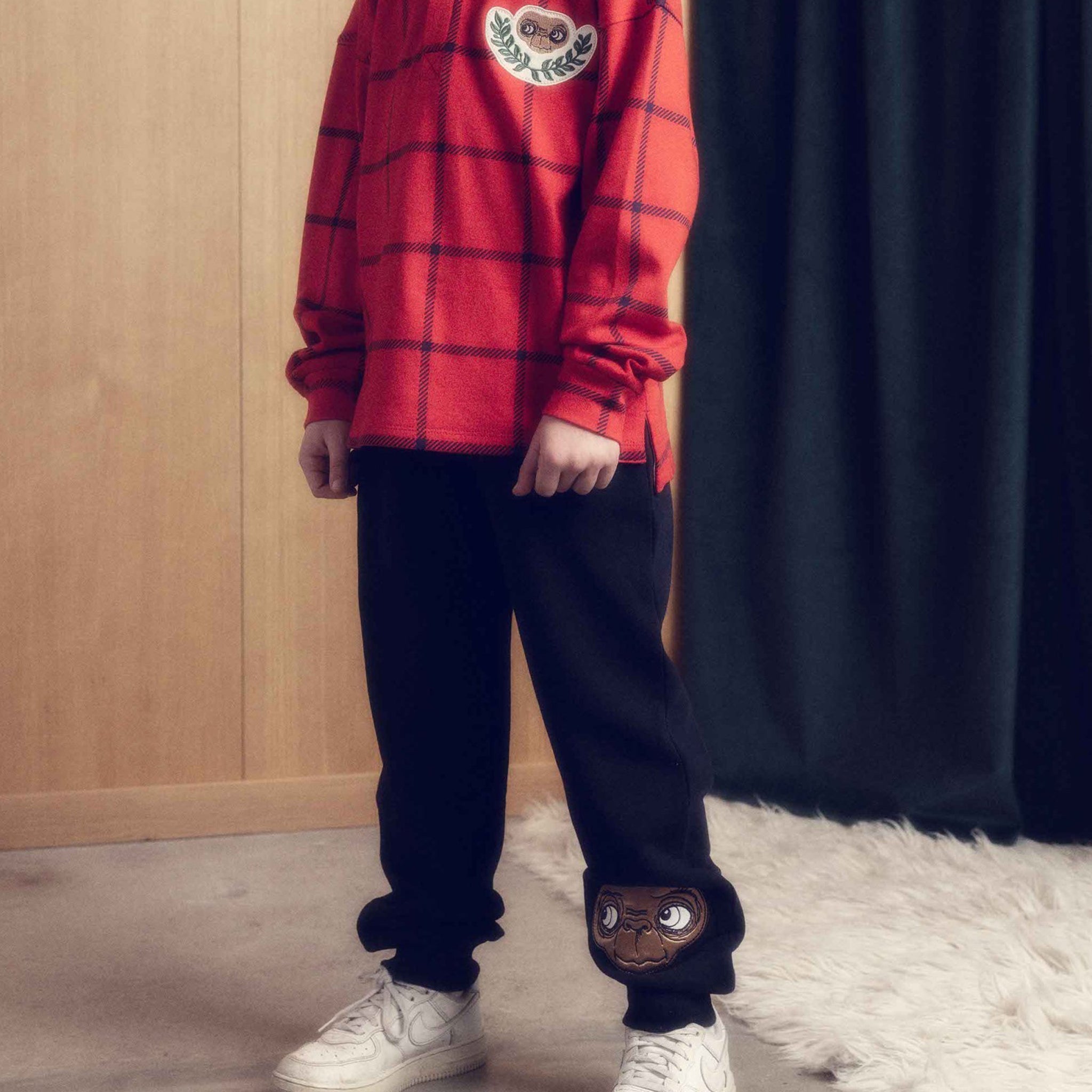 ET Black tracksuit pants