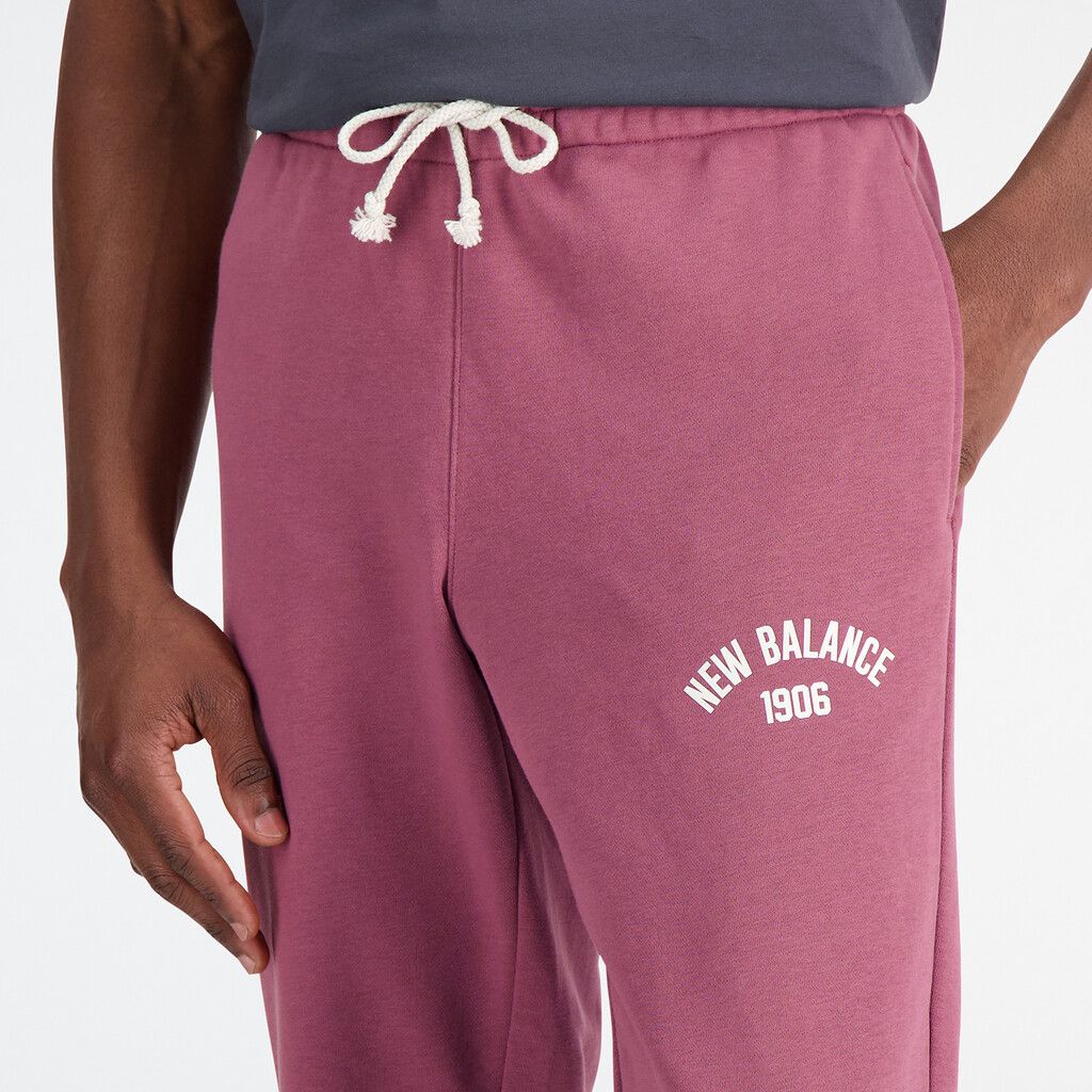 Essentials Varsity Fleece Pant washed burgundy