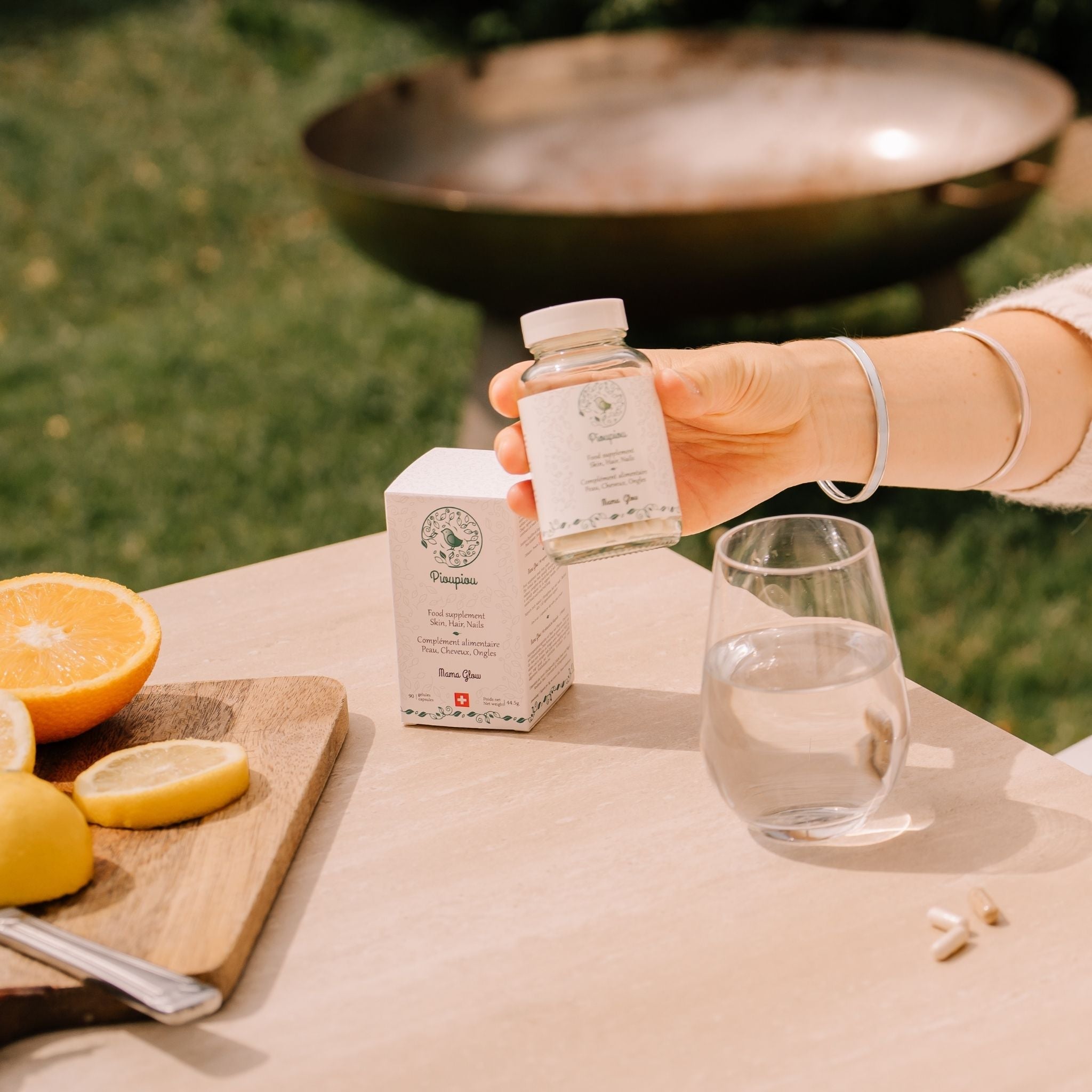 Nahrungsergänzungsmittel Mama Glow für strahlende Haut, Haare und Nägel