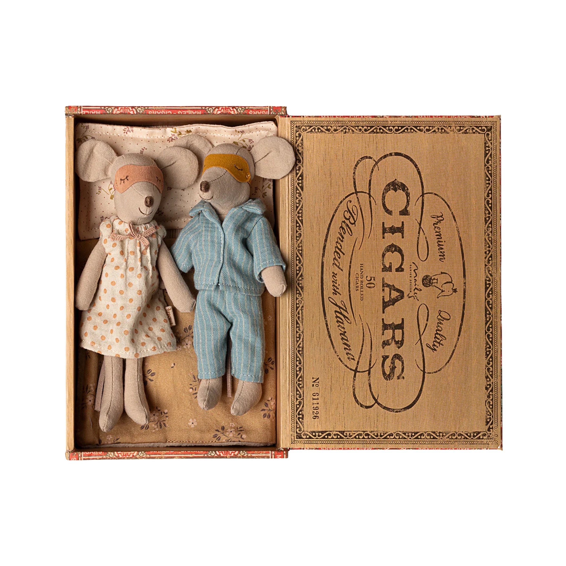 Souris Maileg Maman & Papa dans une boîte à cigares