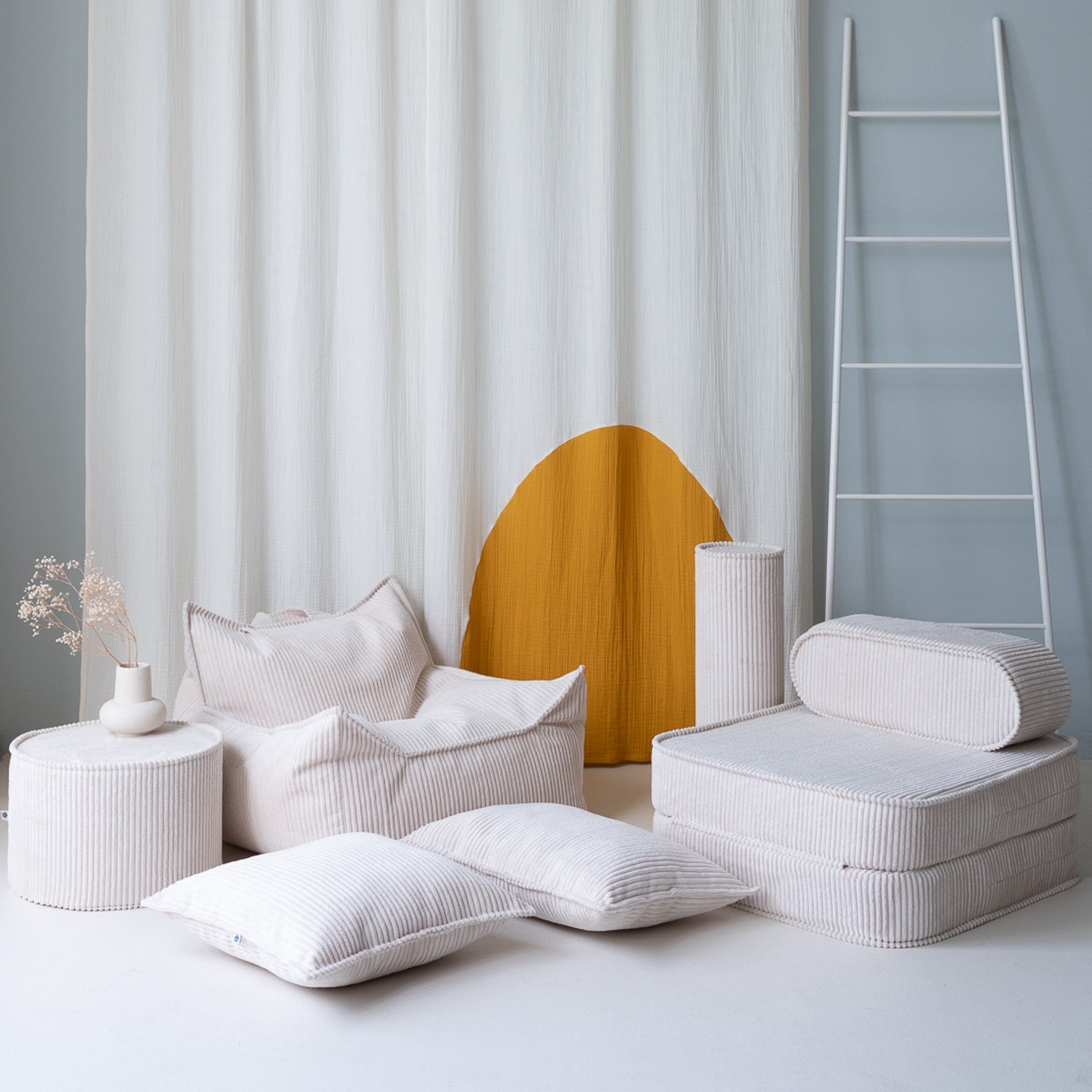 Marshmallow Flip Chair