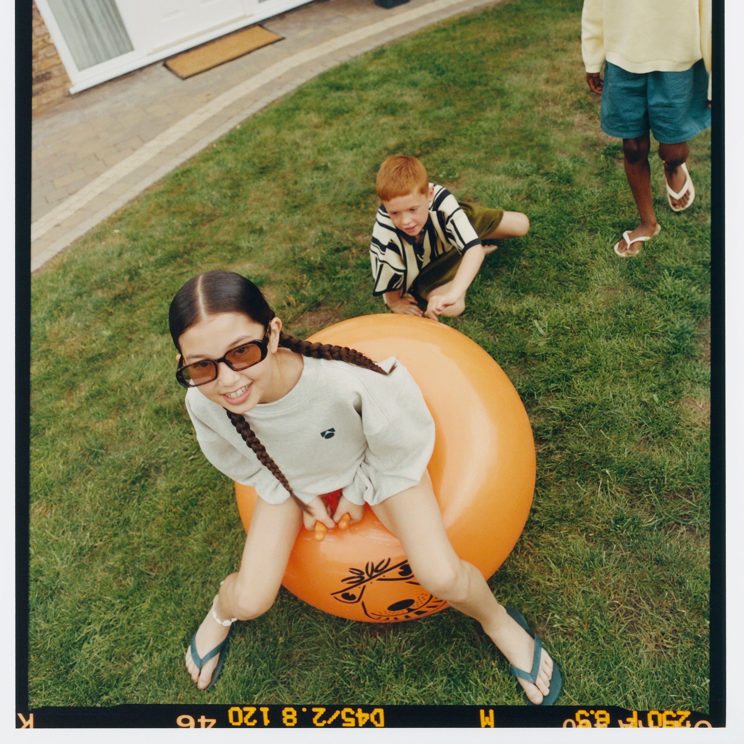 Avocado velour shorts