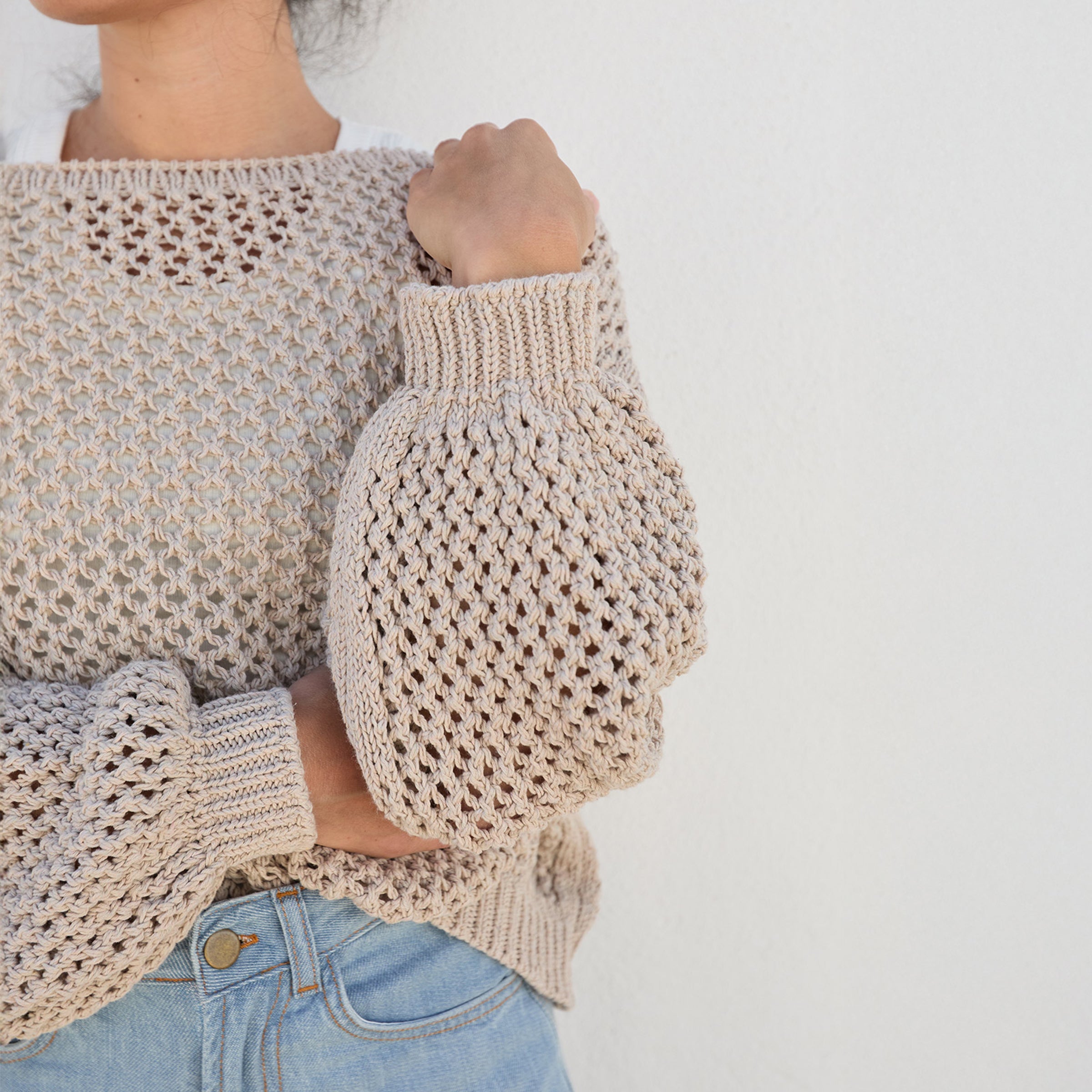 Adult knitted sweater organic resin
