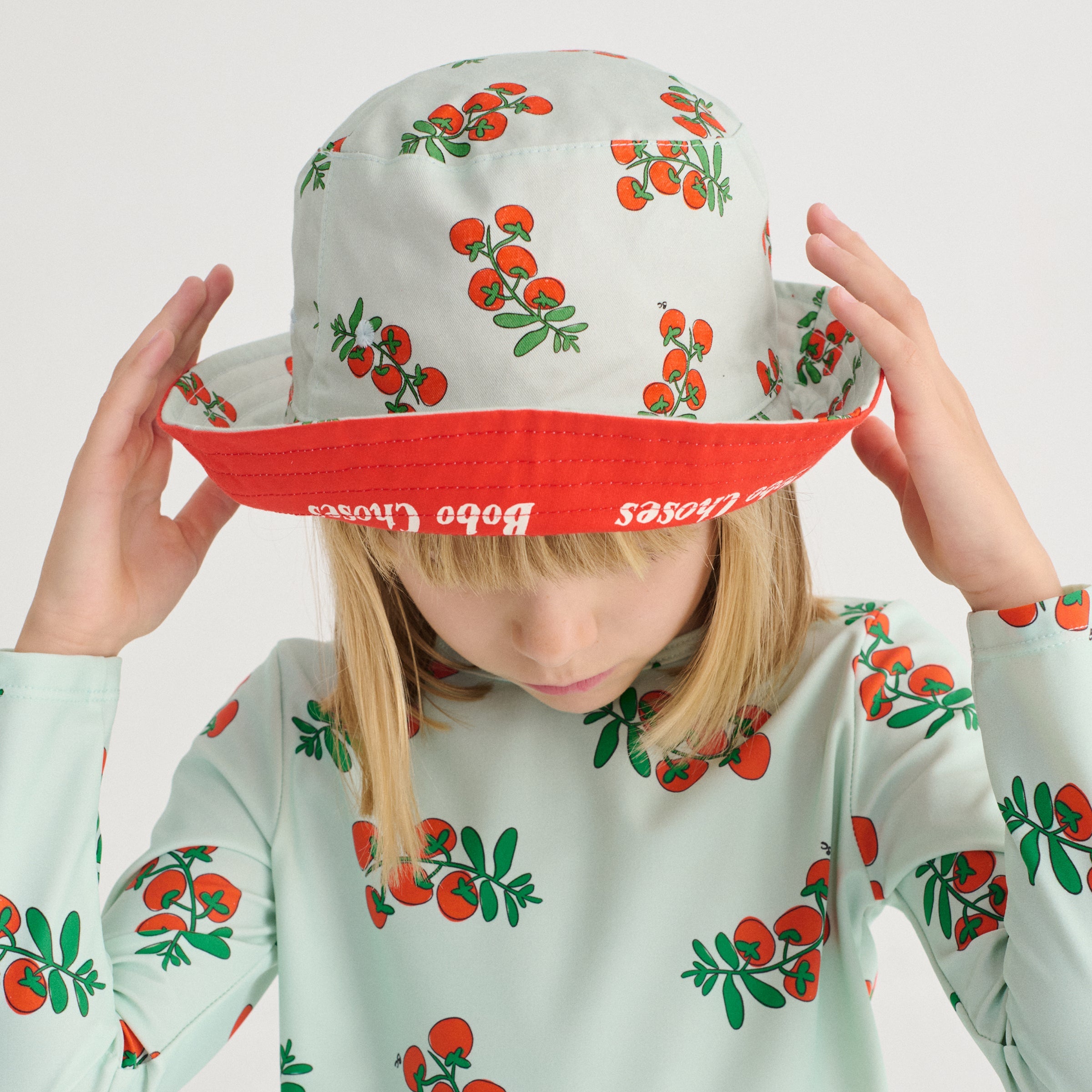 Juicy Tomatoes Red sun hat