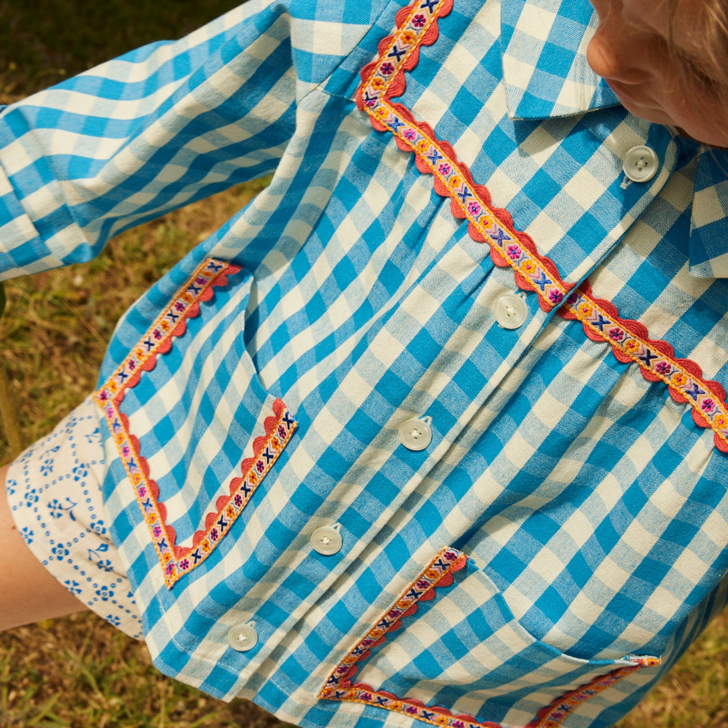 Short Dalhia Fayence