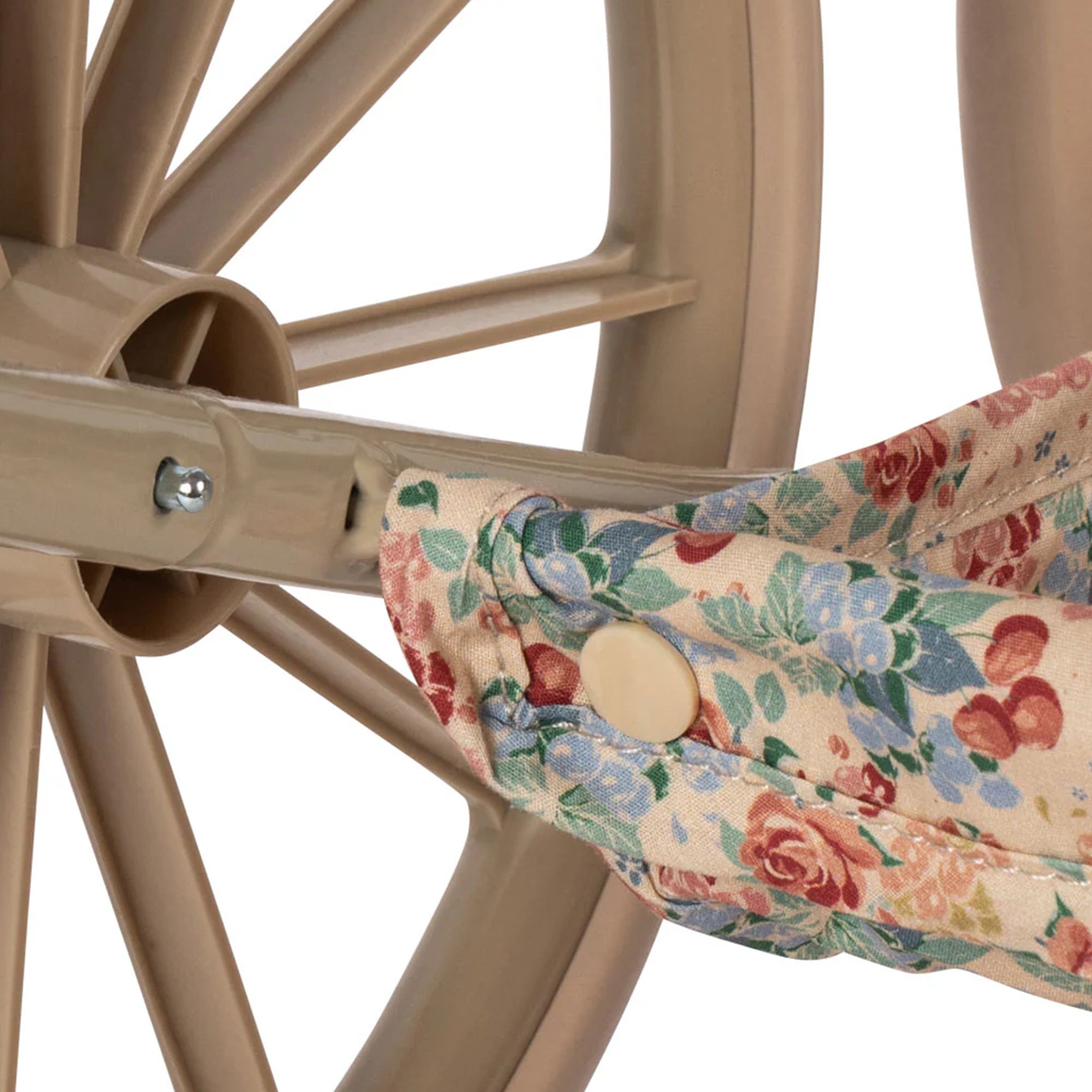 Minnie Vienna doll's pram