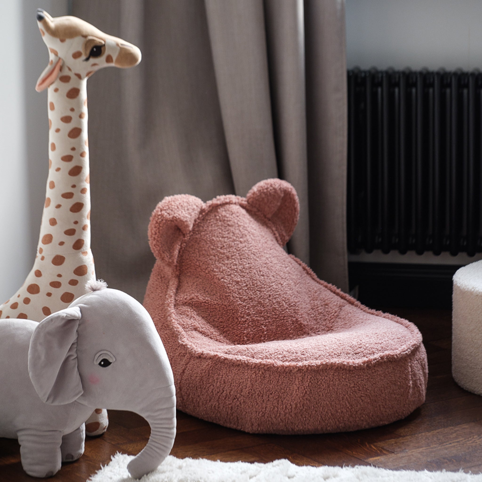 Wigiwama Bear Beanbag Guava Pink