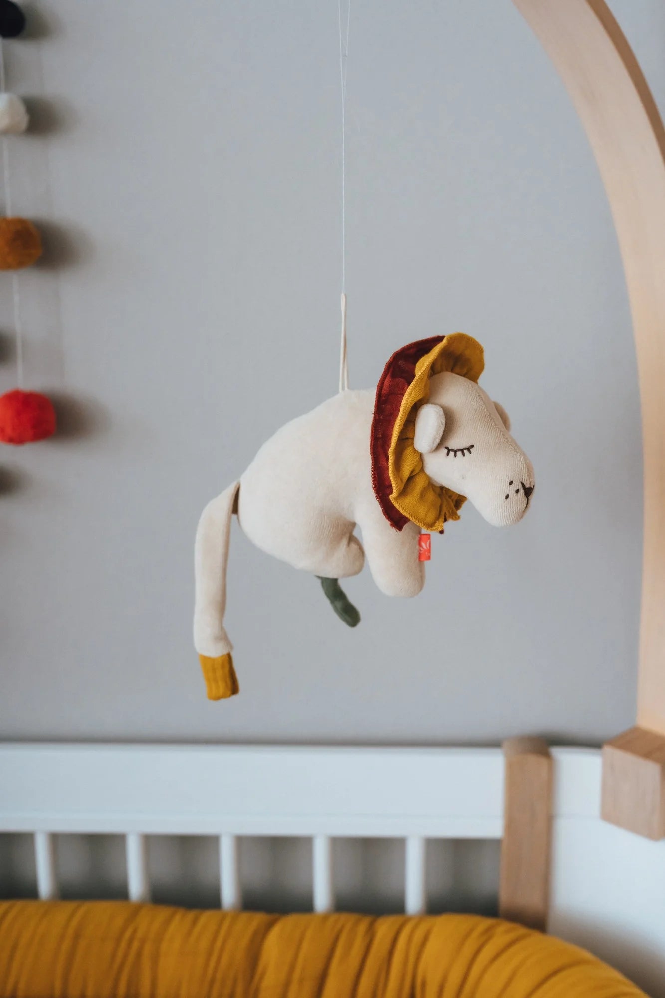 Petite boîte à musique Lion (GOTS)