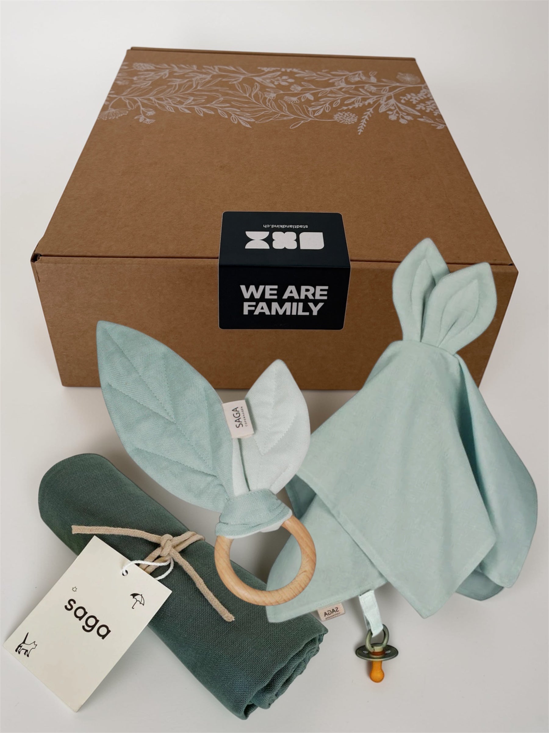 Coffret cadeau Naissance Forest avec bon d'achat
