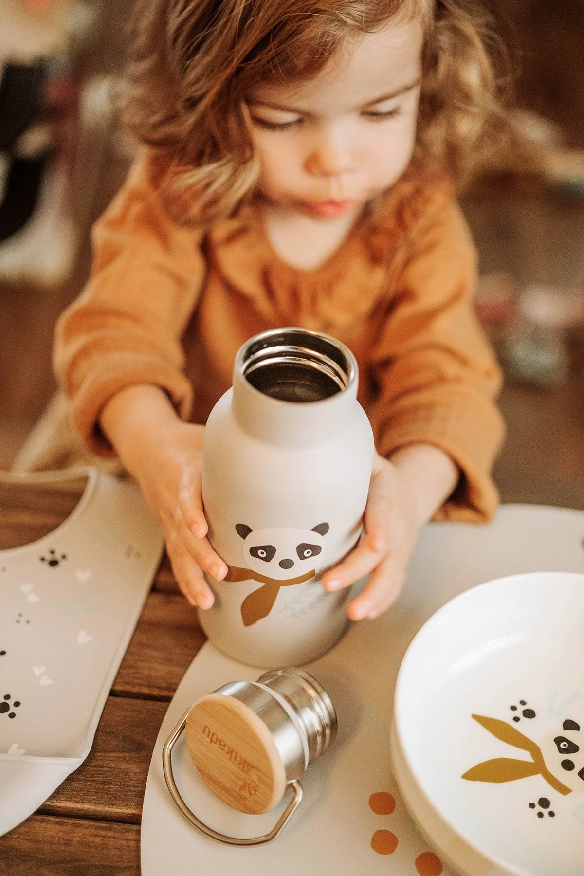 Panda drinking bottle