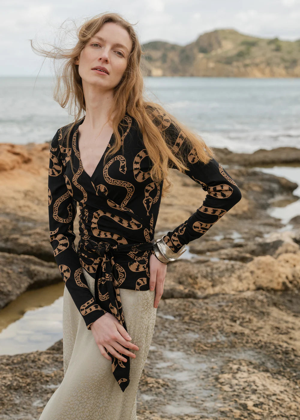 Adult Ballet Cardigan Medusa Noir Beige