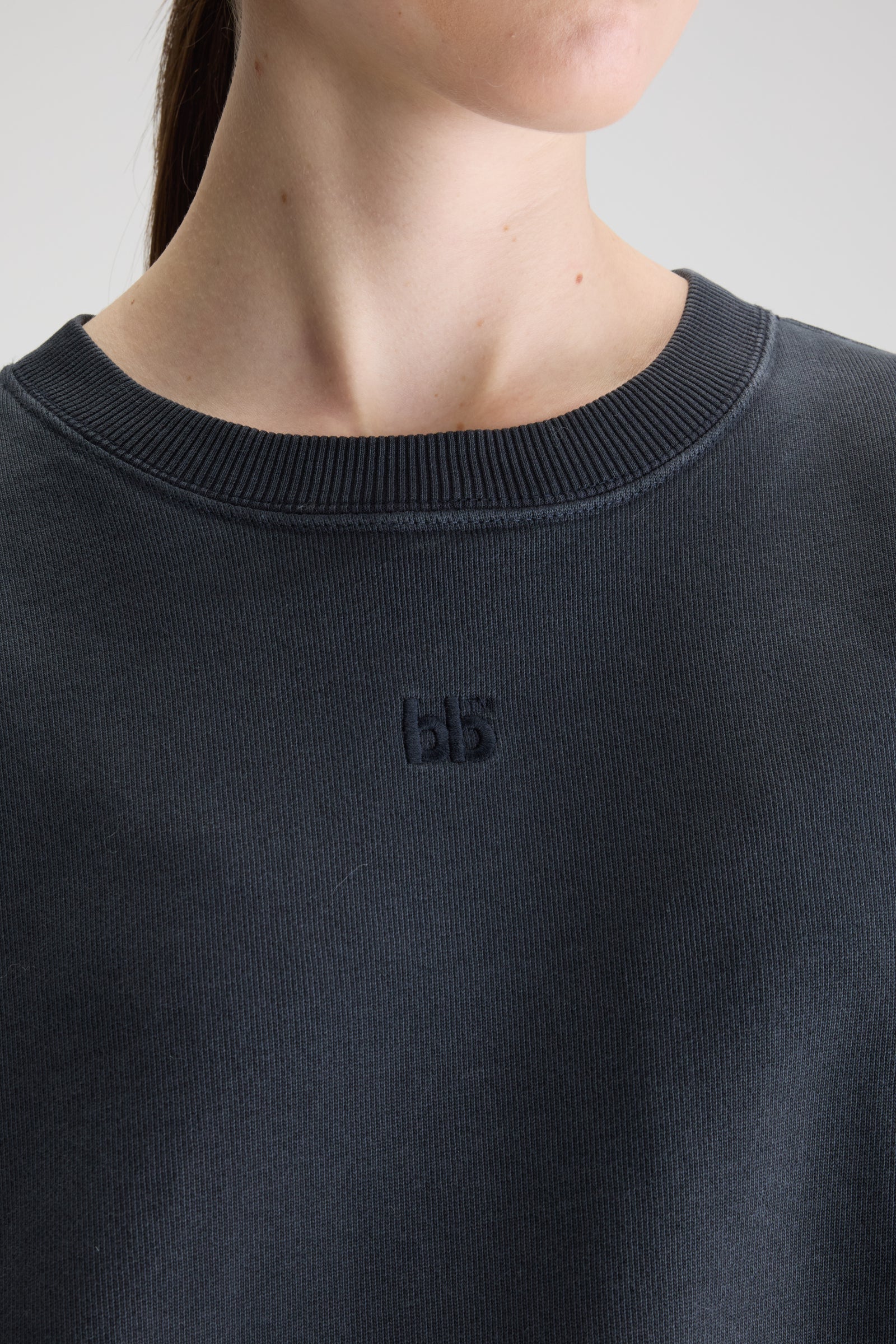 Adult Sweatshirt Frig Black Beauty
