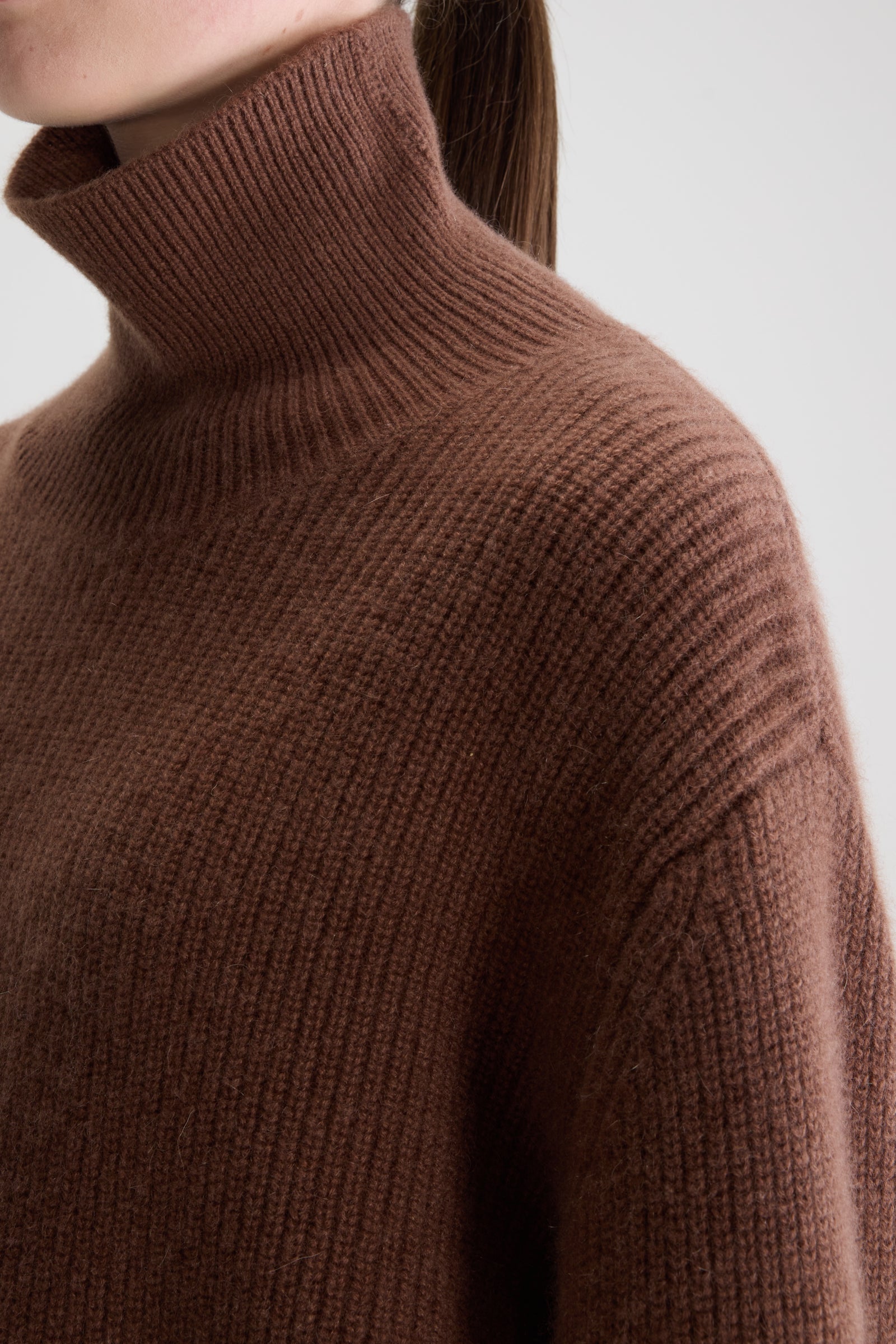 Synin Tiramisu Adult Cashmere Sweater