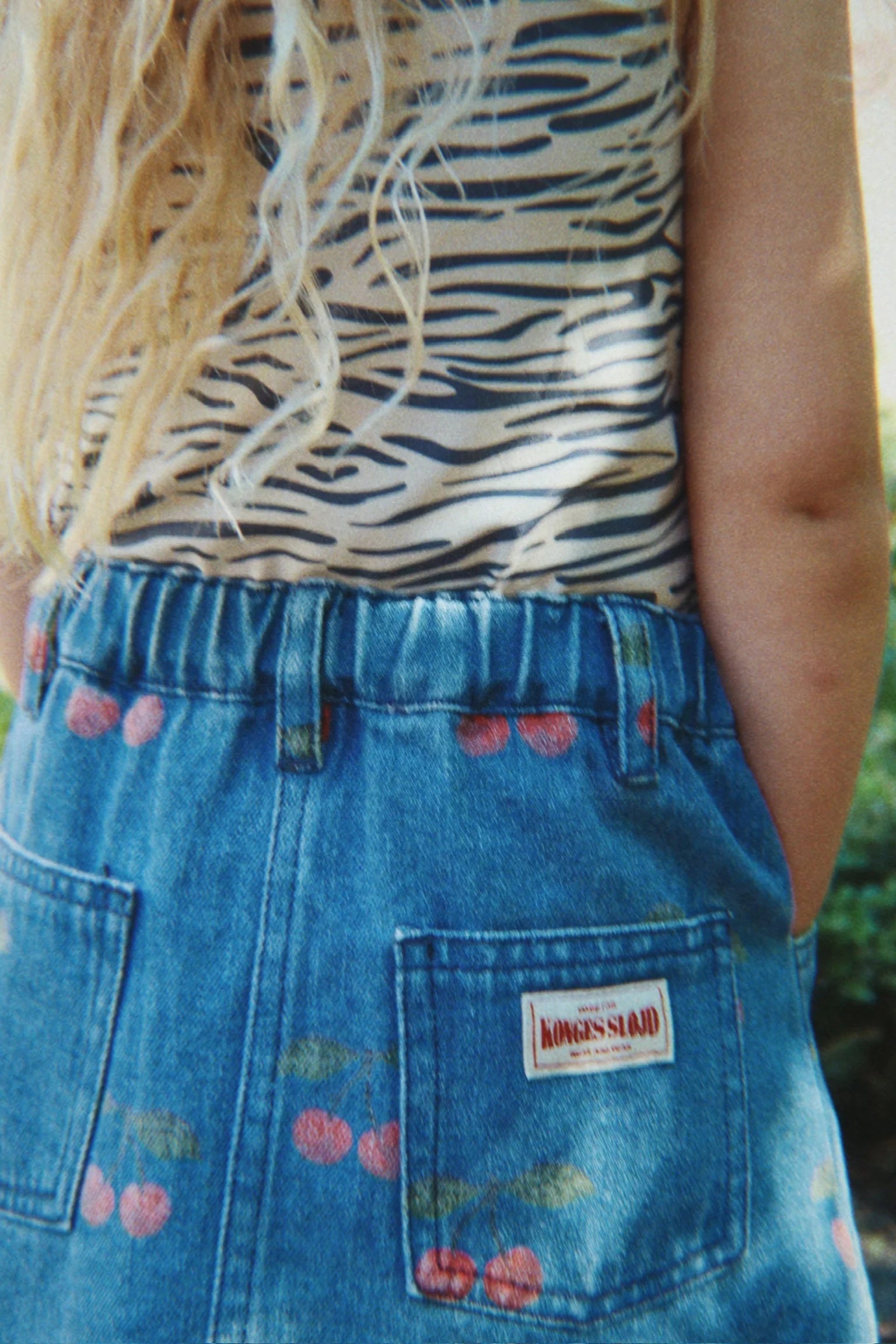 MAGOT JUPE IMPRIMÉE GOTS MA GRANDE CERISE DENIM