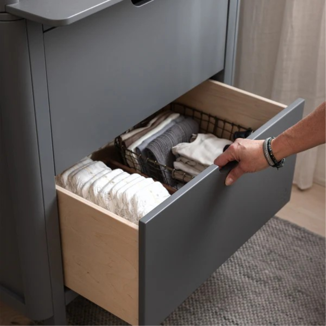 Changing unit with drawers gray New