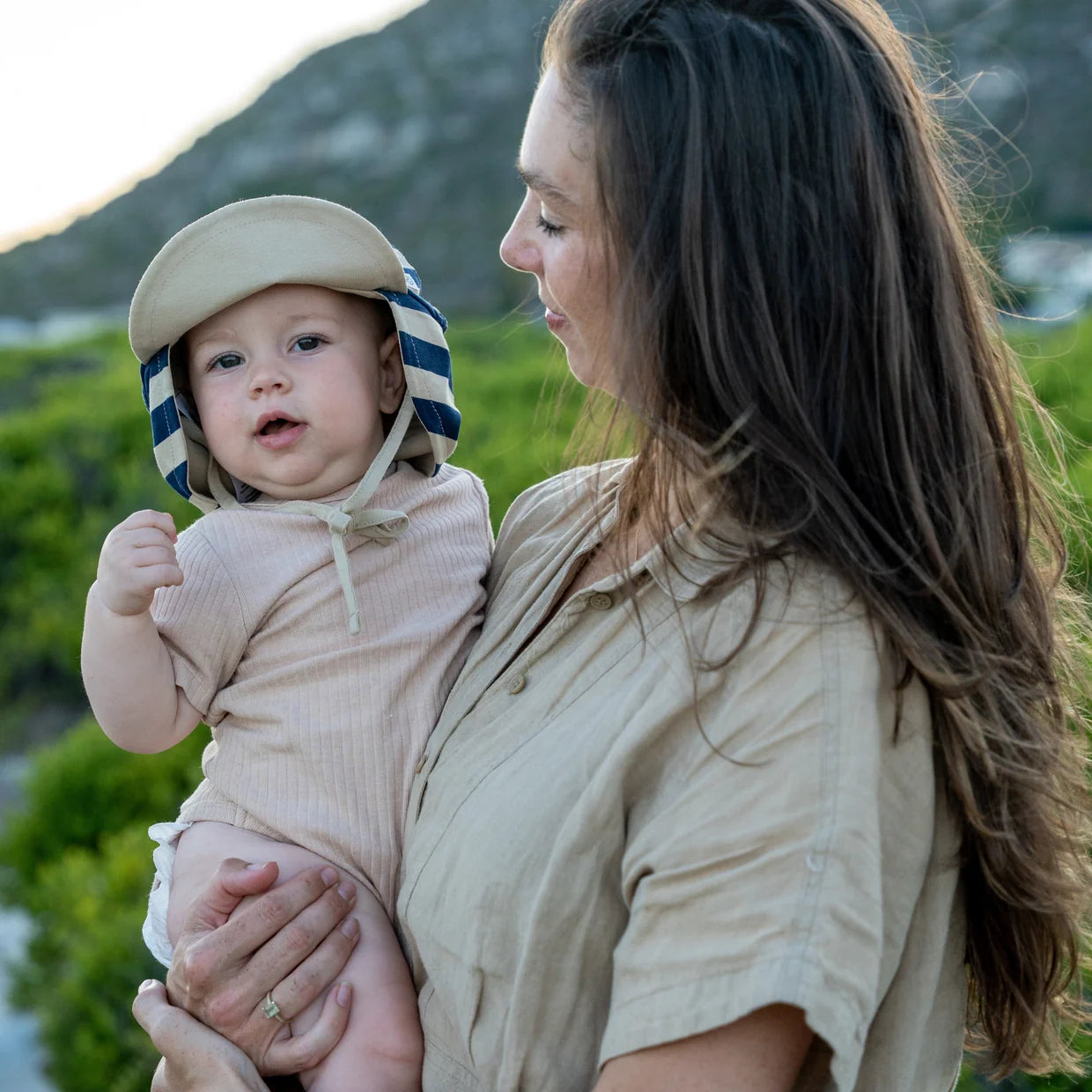Baby sun hat UVP 50+ Navy/Sandy Stripe