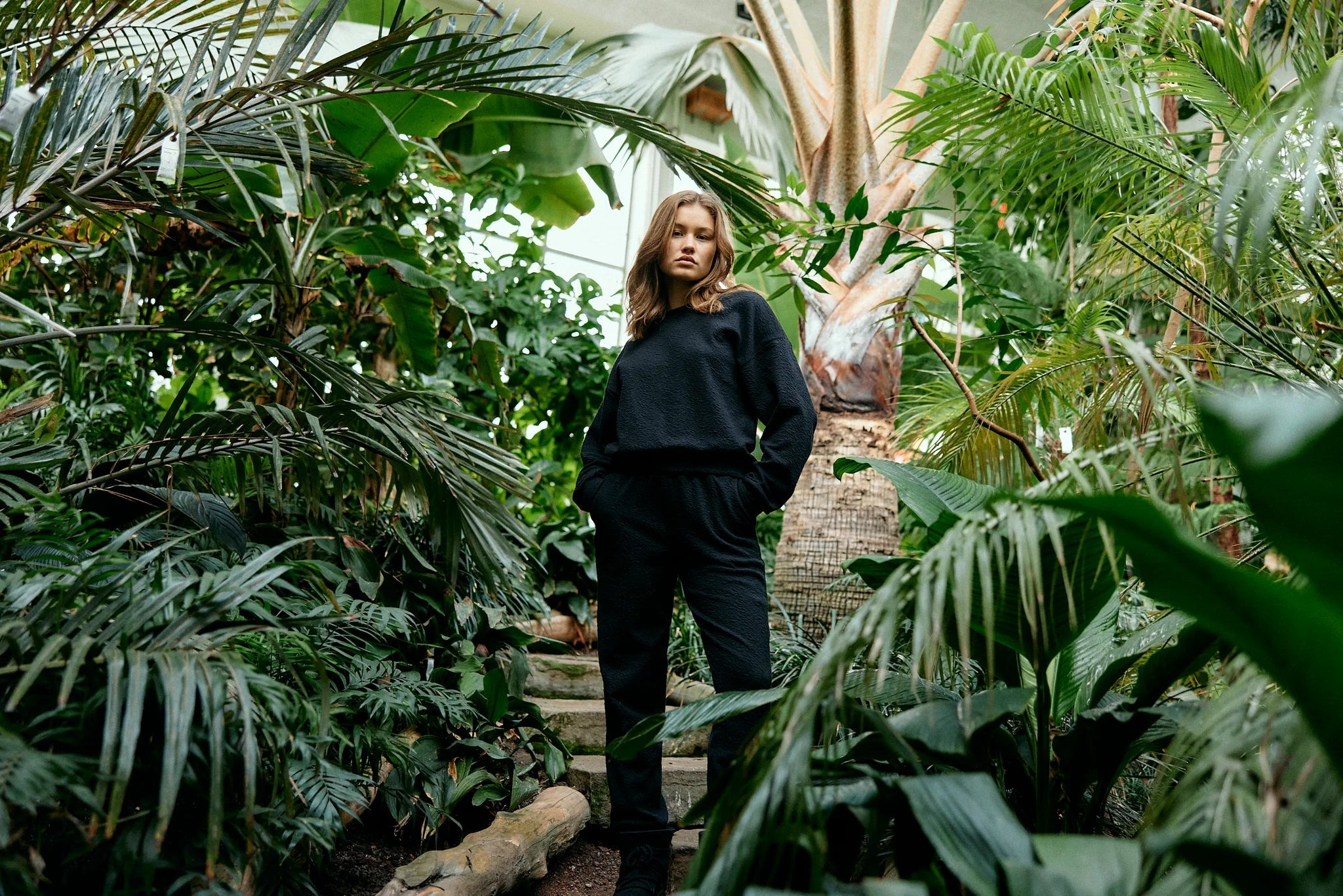 Botanic Jogger black intense