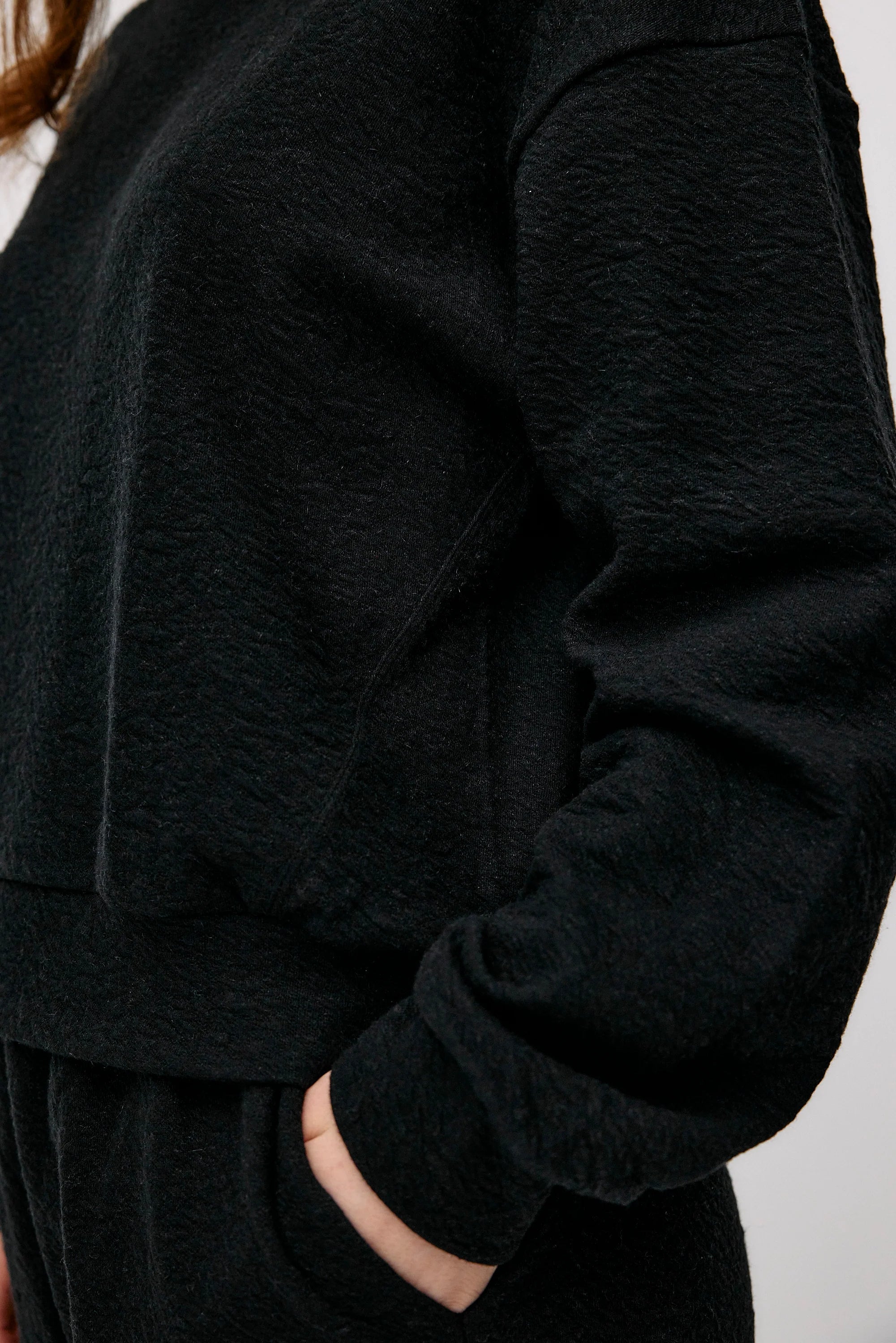 Botanic Sweater black intense