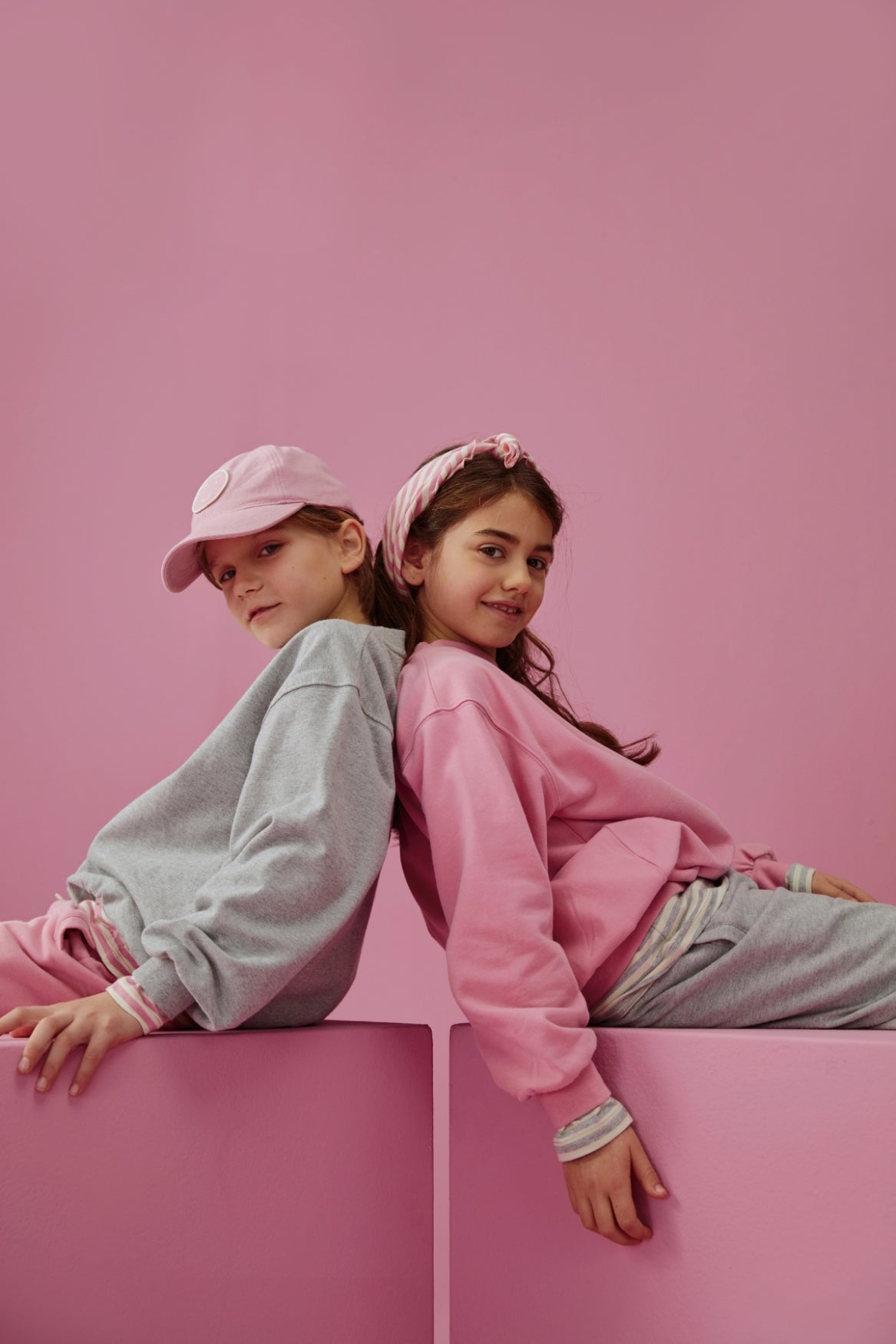 Dropped-Shoulder Sweatshirt, GOTS Bubblegum / Dropped-Shoulder Sweater, GOTS Bubblegum