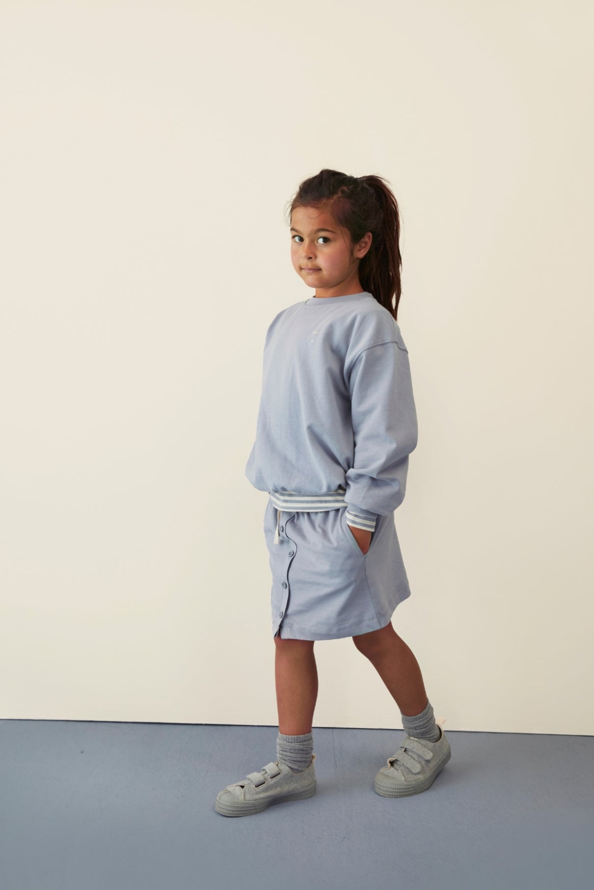 Dropped-Shoulder Sweatshirt, GOTS Stone Gray / Dropped-Shoulder Sweater, GOTS Stone Gray
